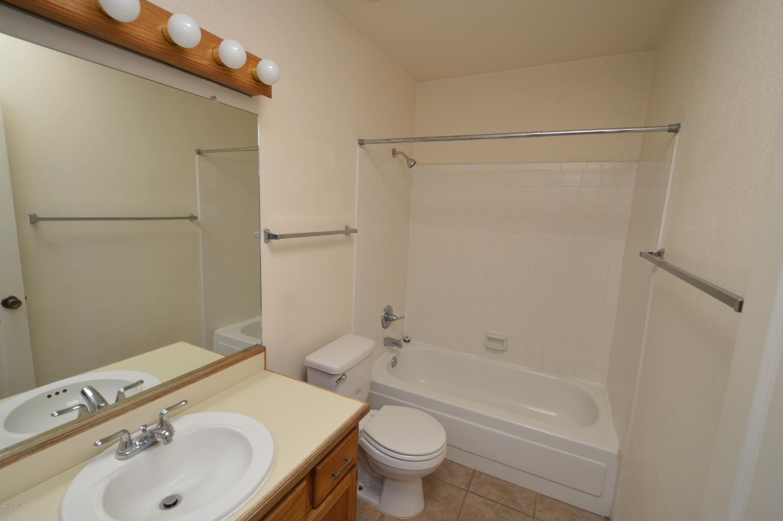 Beverly Fair Garden Townhomes (1-12) - Residential Lease