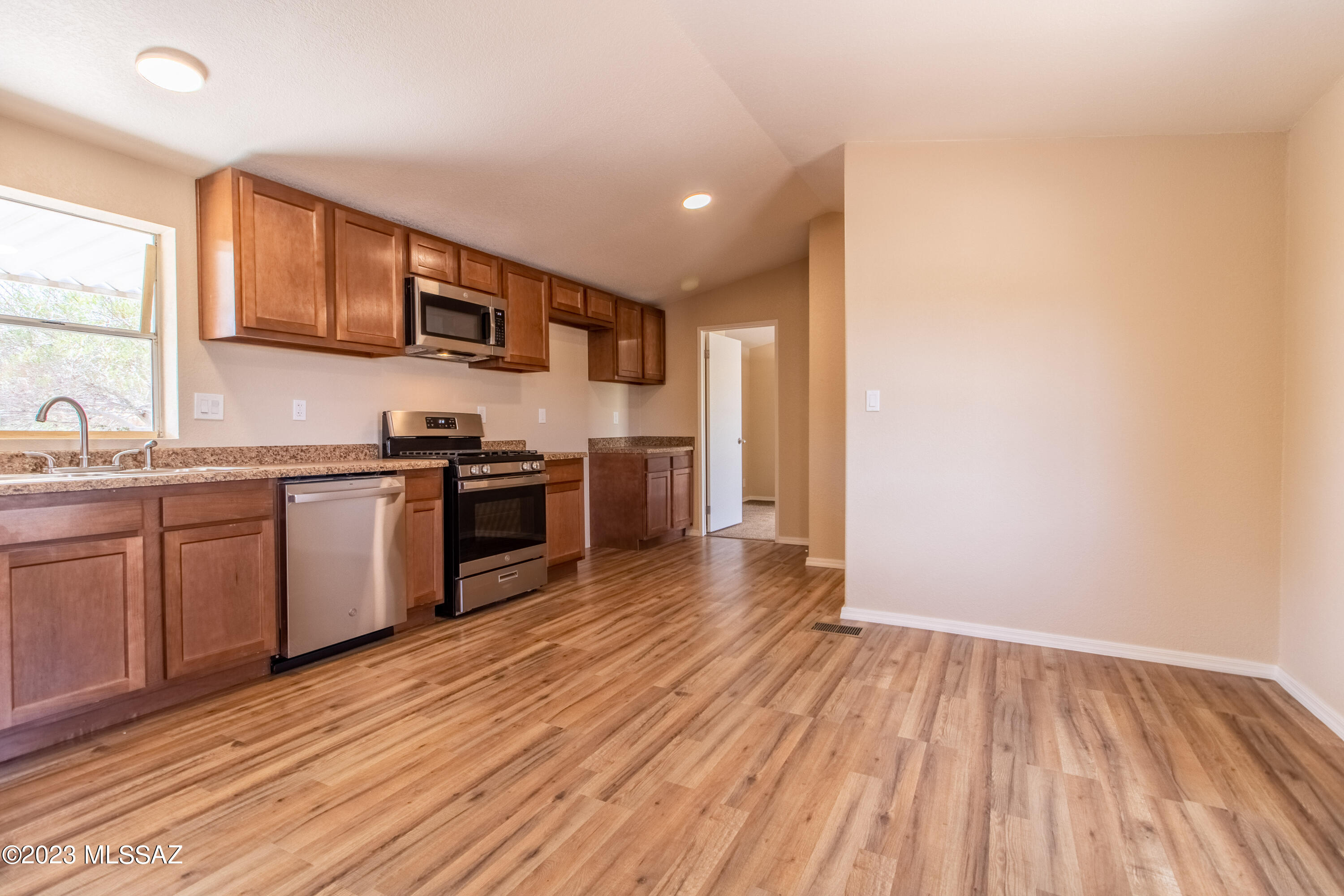 Freeman Estates (1-18) - Residential