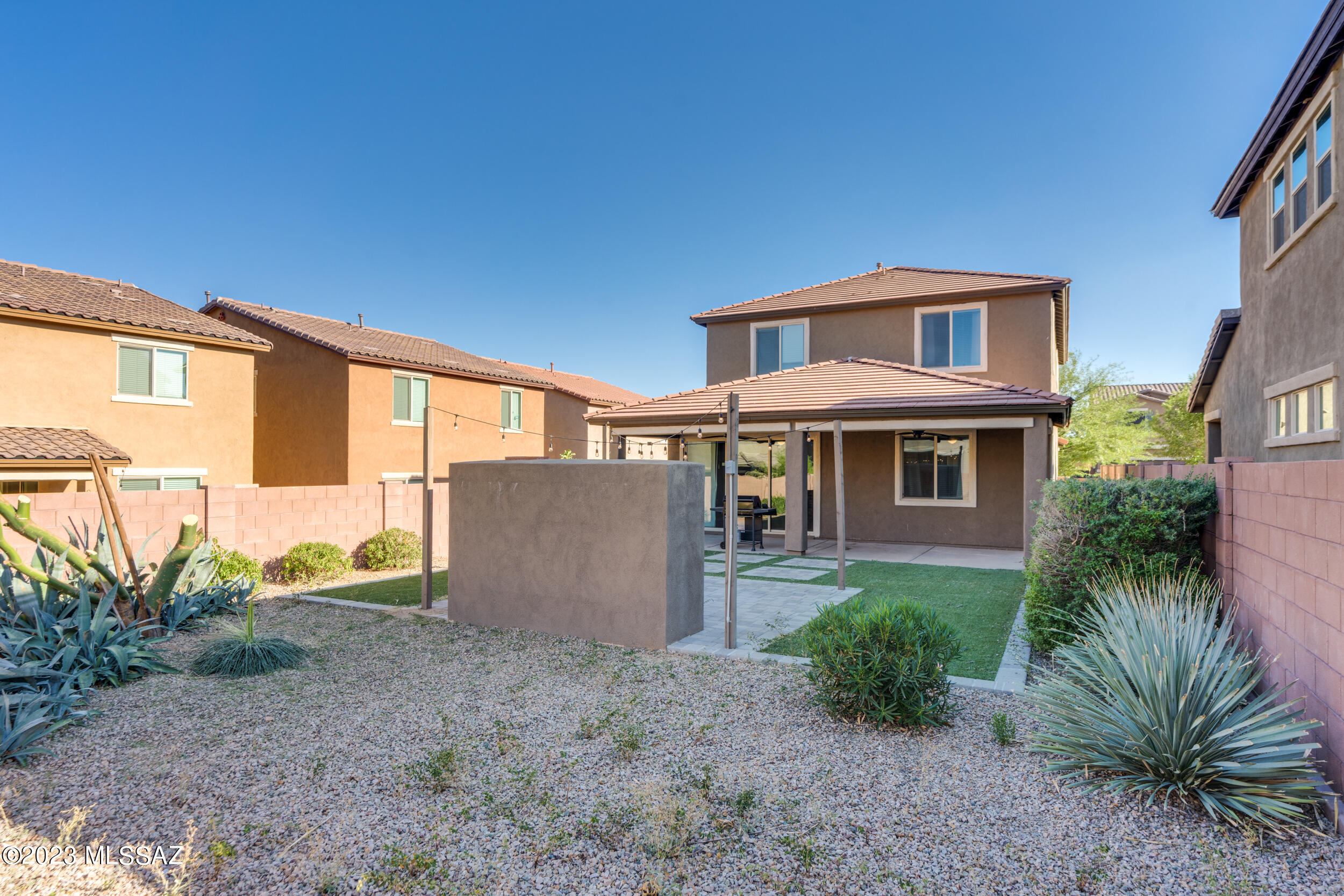 Entrada La Villita SQ20161810742 - Residential