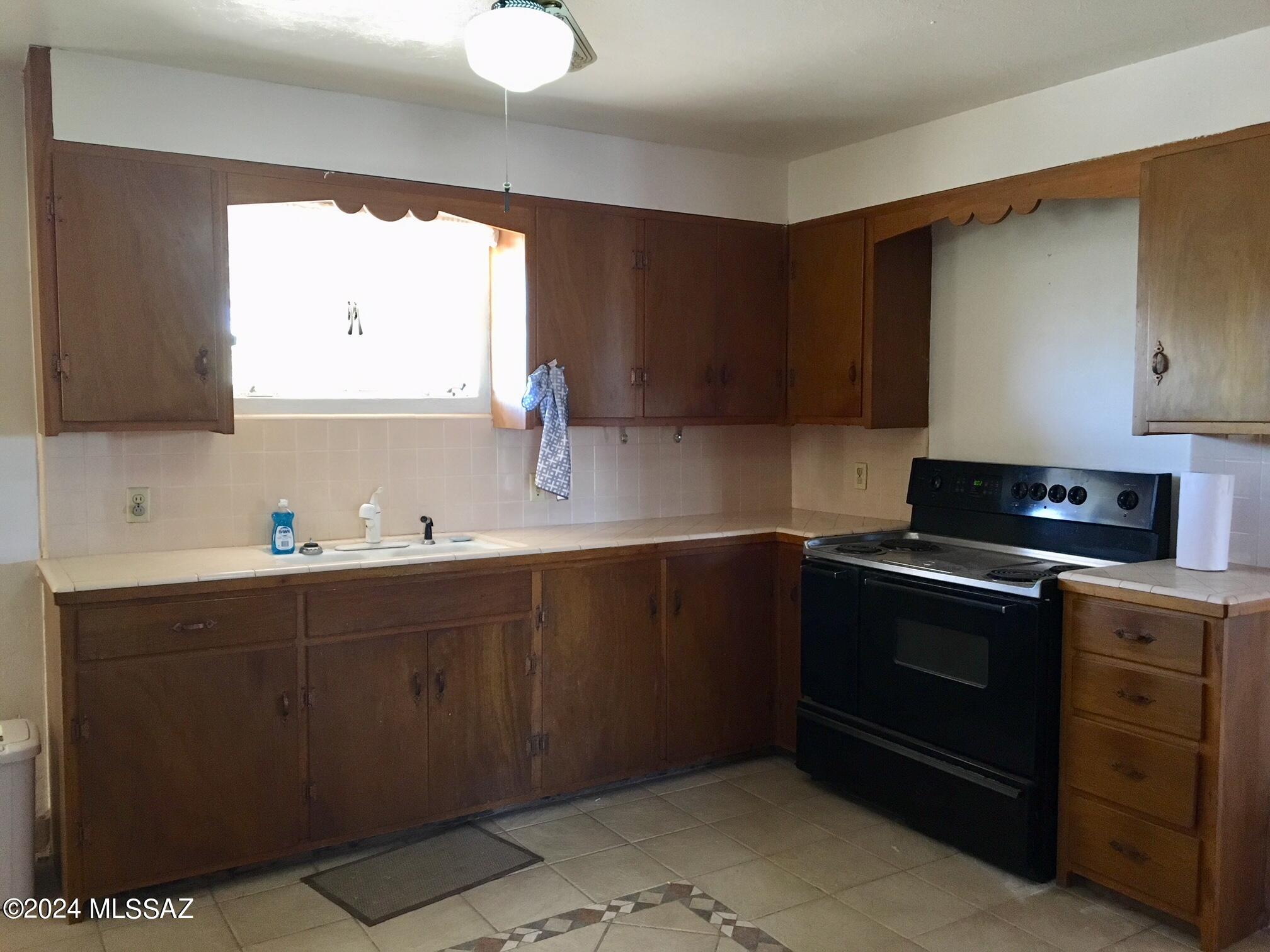 Unsubdivided - Residential Lease