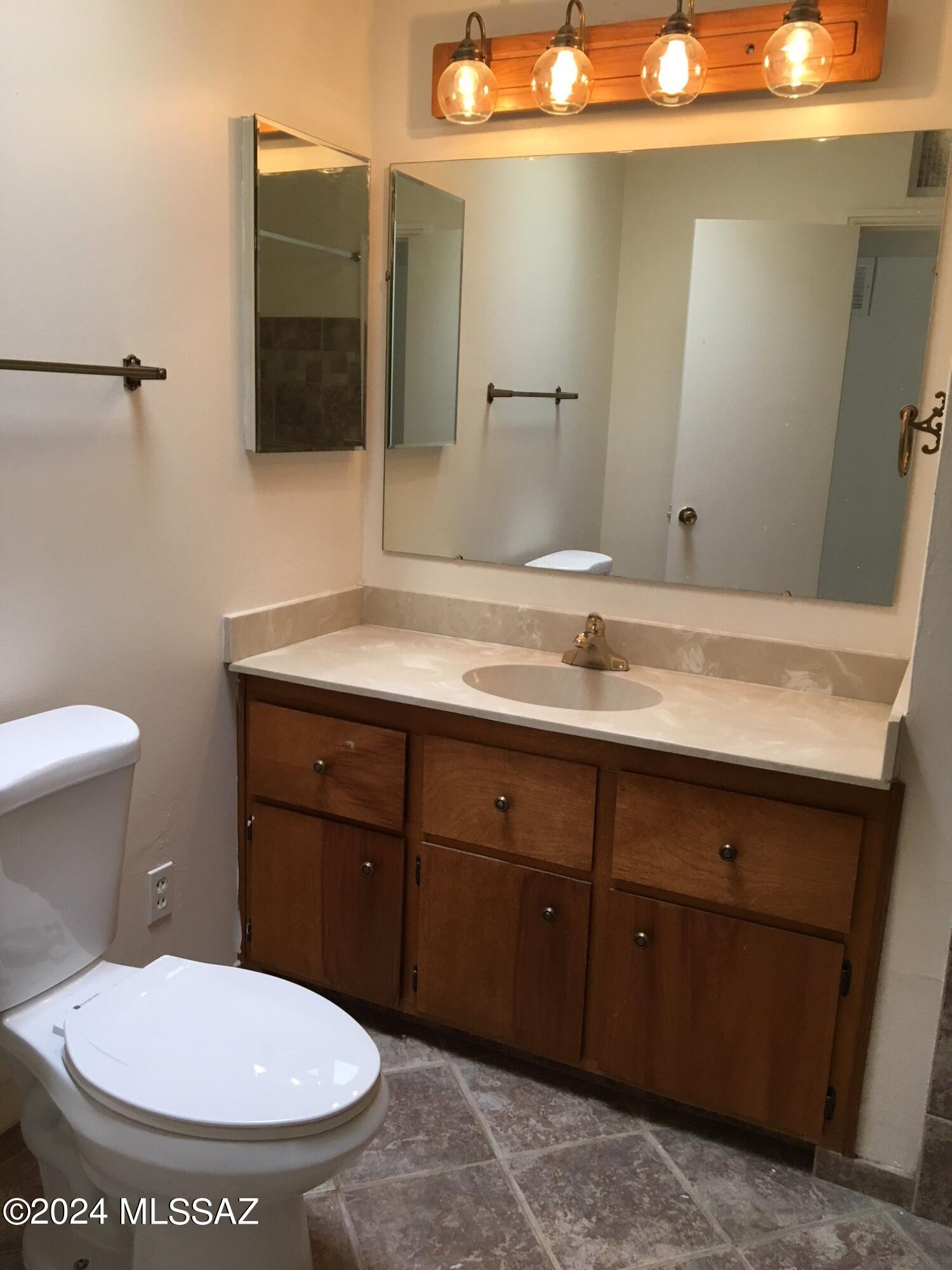 Unsubdivided - Residential Lease