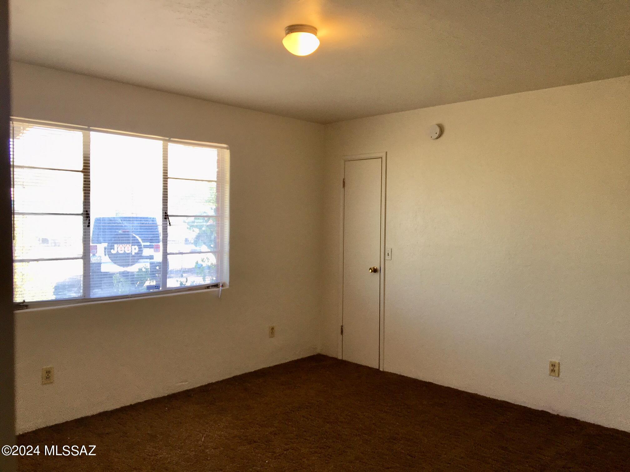 Unsubdivided - Residential Lease