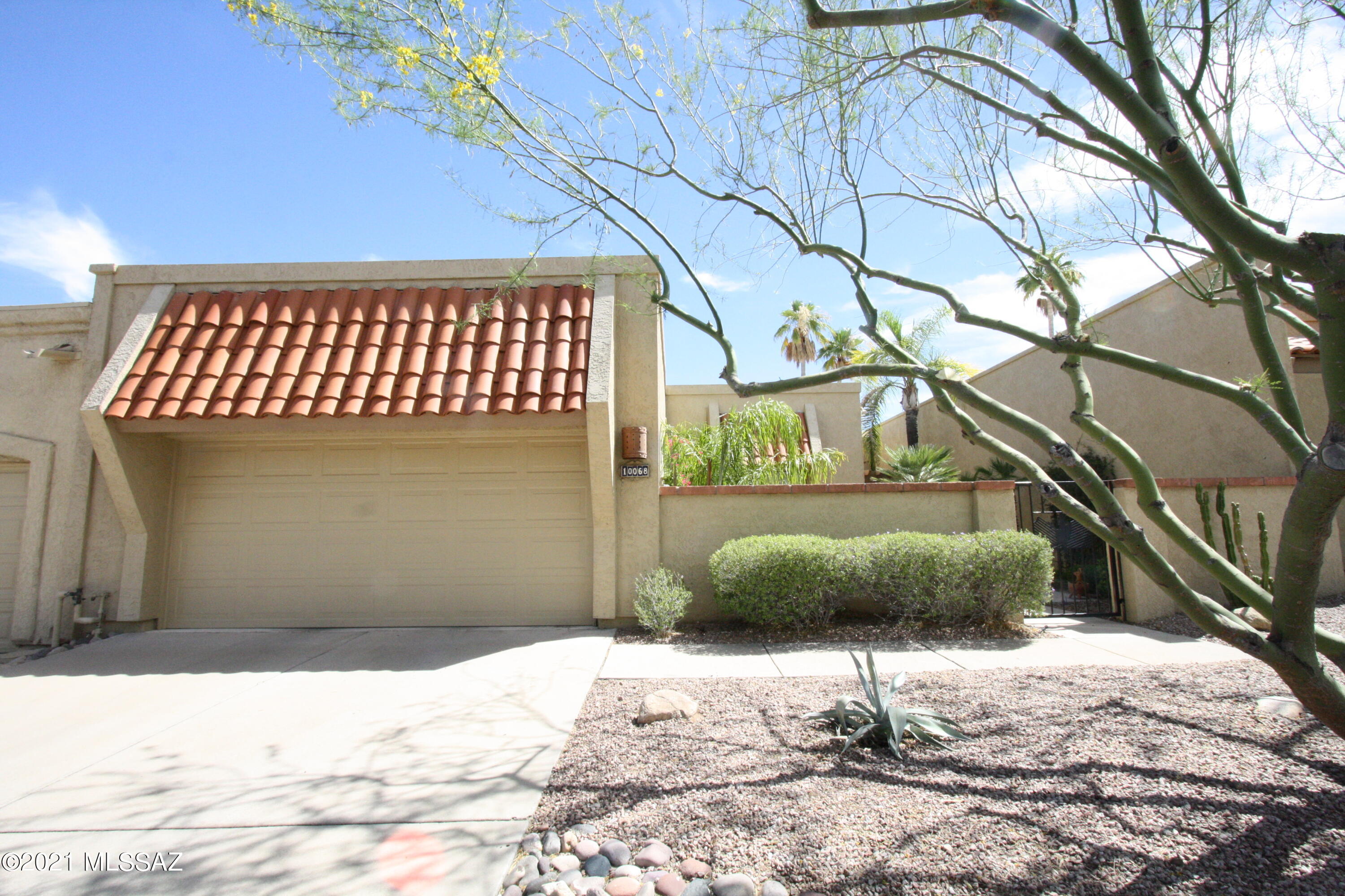 El Conquistador Resort Patio Homes (1-95) - Residential Lease