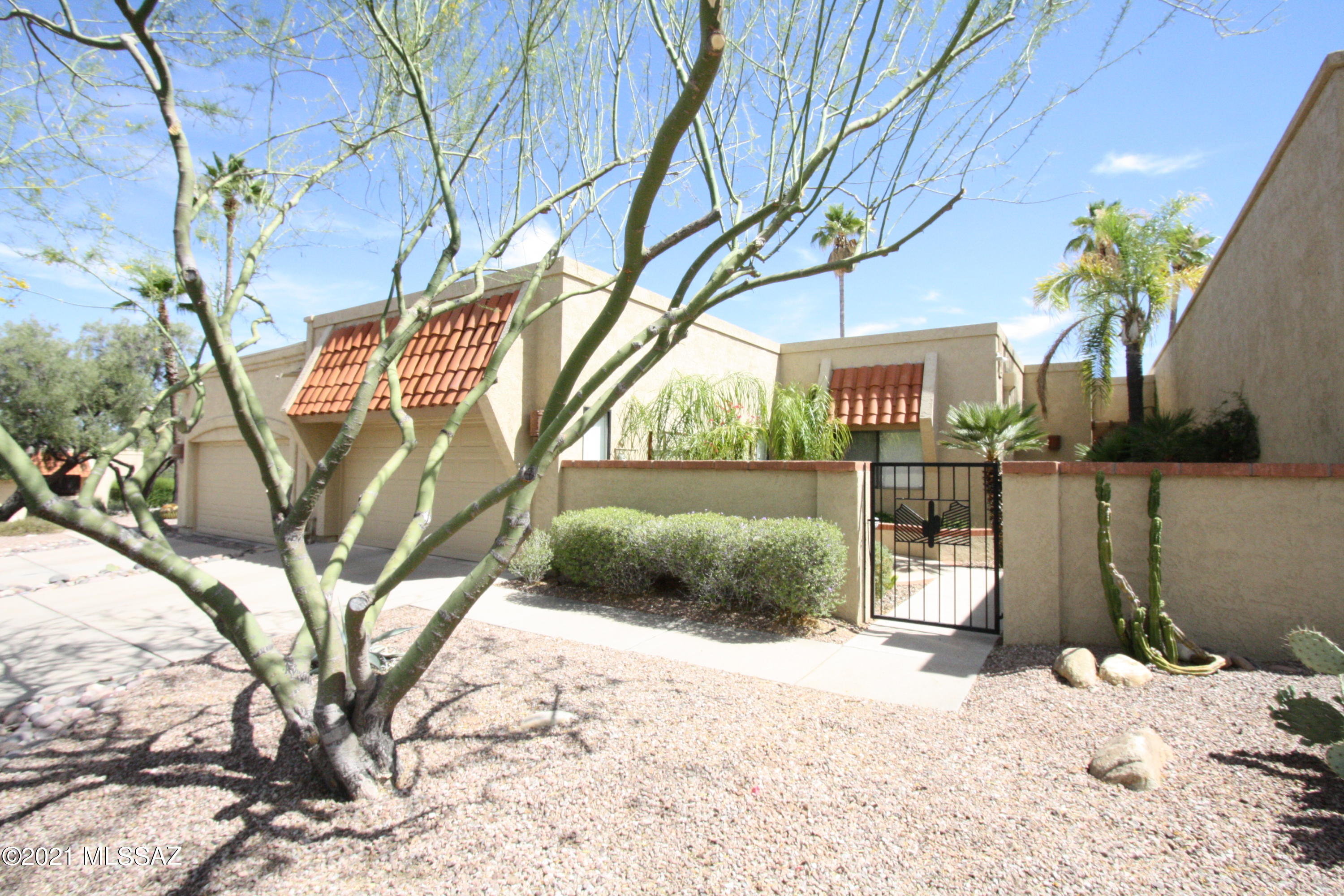 El Conquistador Resort Patio Homes (1-95) - Residential Lease