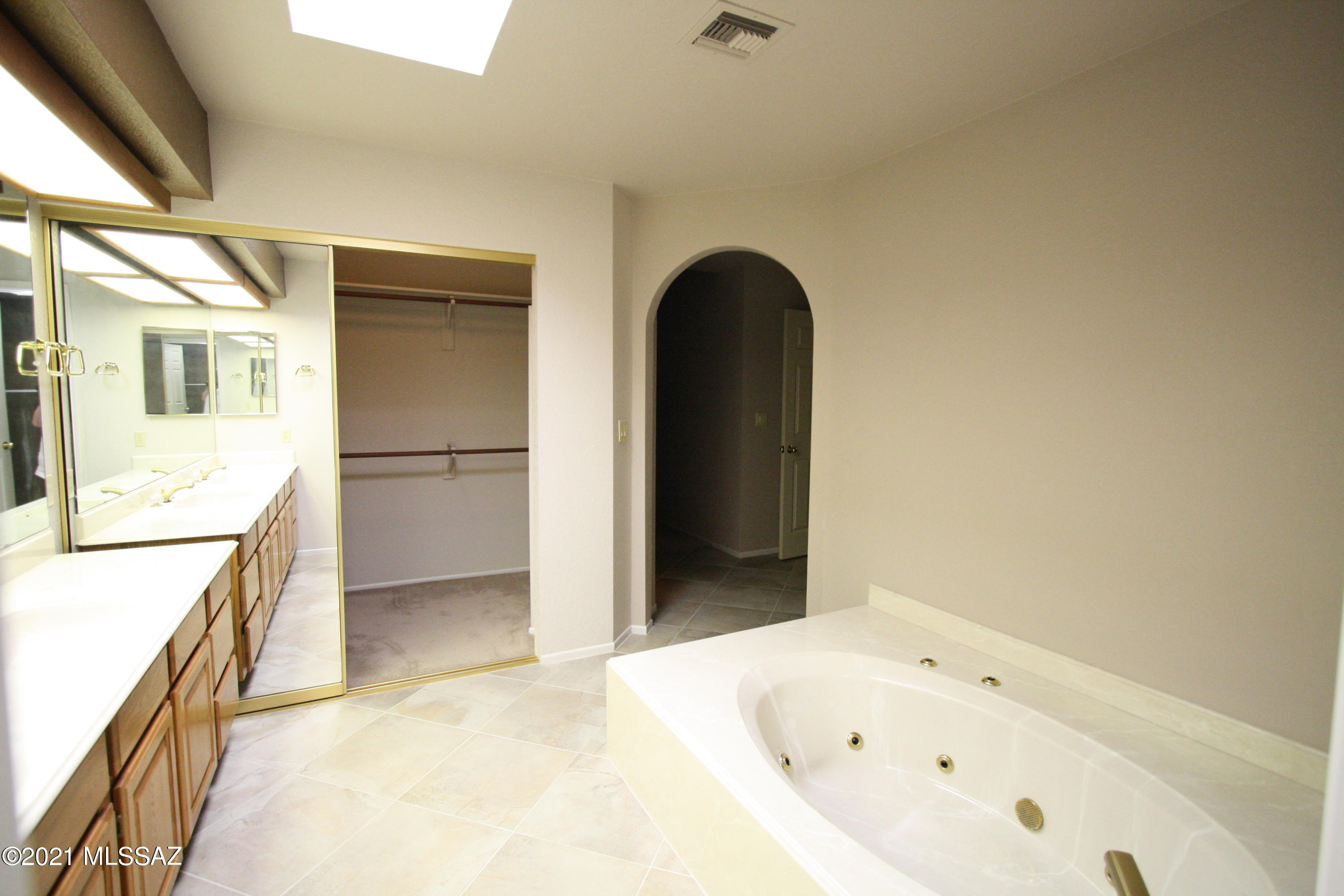 El Conquistador Resort Patio Homes (1-95) - Residential Lease