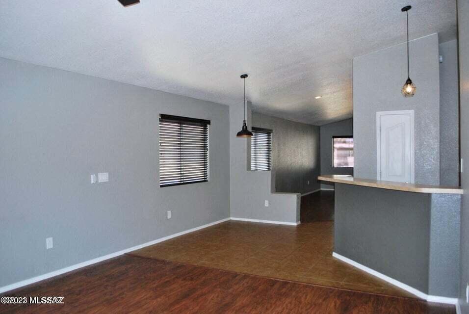 Desert Willow Estates (233-337, 340-353) - Residential Lease