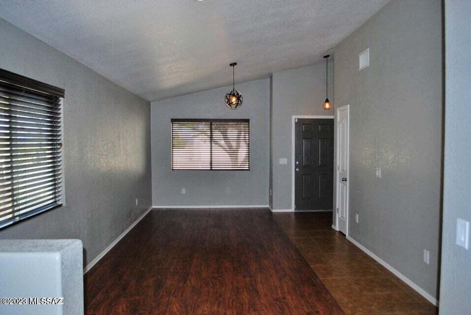 Desert Willow Estates (233-337, 340-353) - Residential Lease