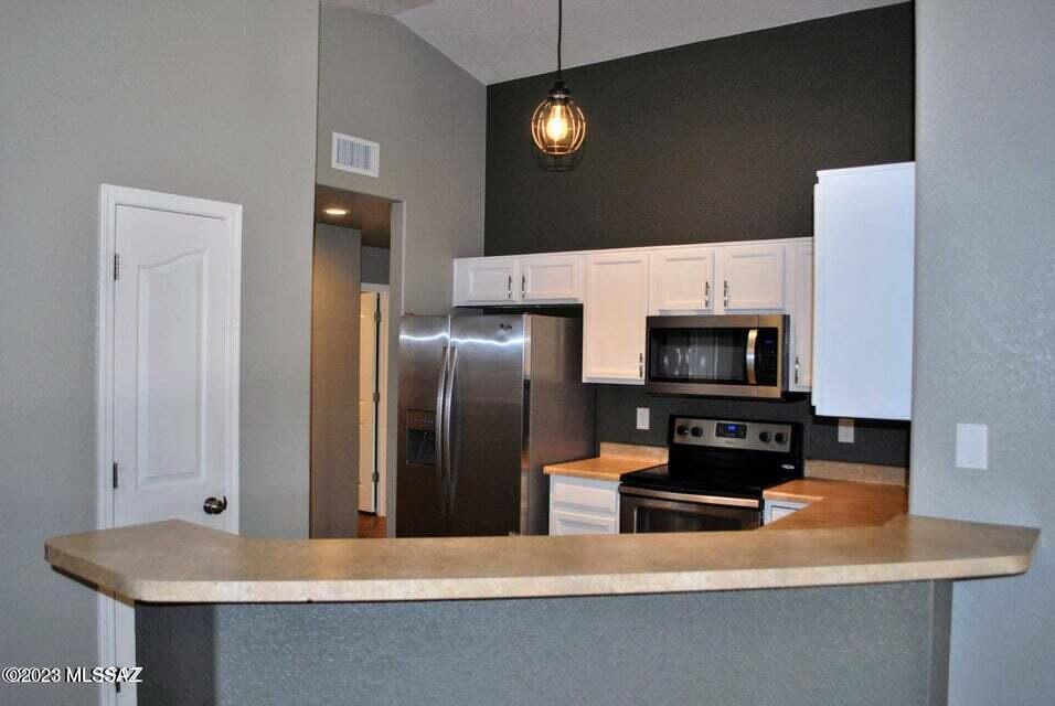 Desert Willow Estates (233-337, 340-353) - Residential Lease