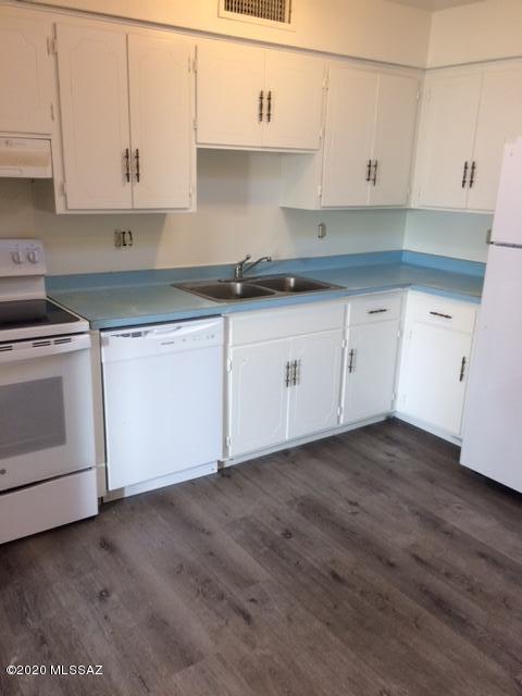 Pastime Terrace Townhouses (1-26) - Residential Lease