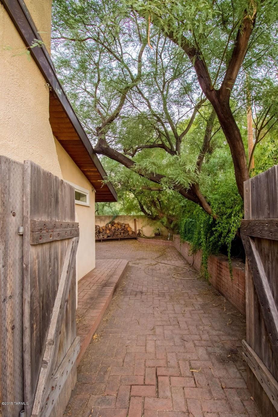 Unsubdivided - Residential