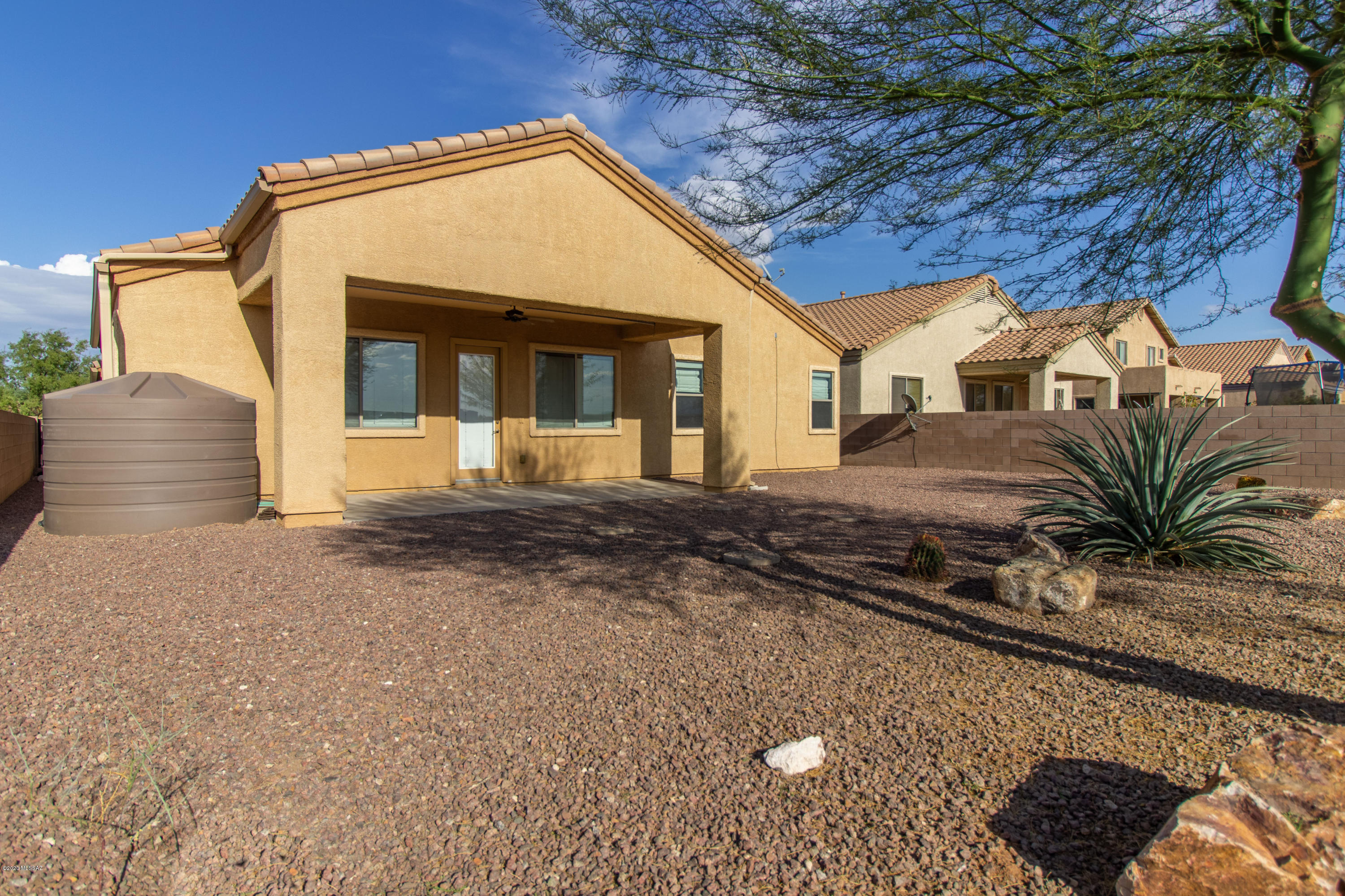 Empire Vista (1-153) - Residential Lease