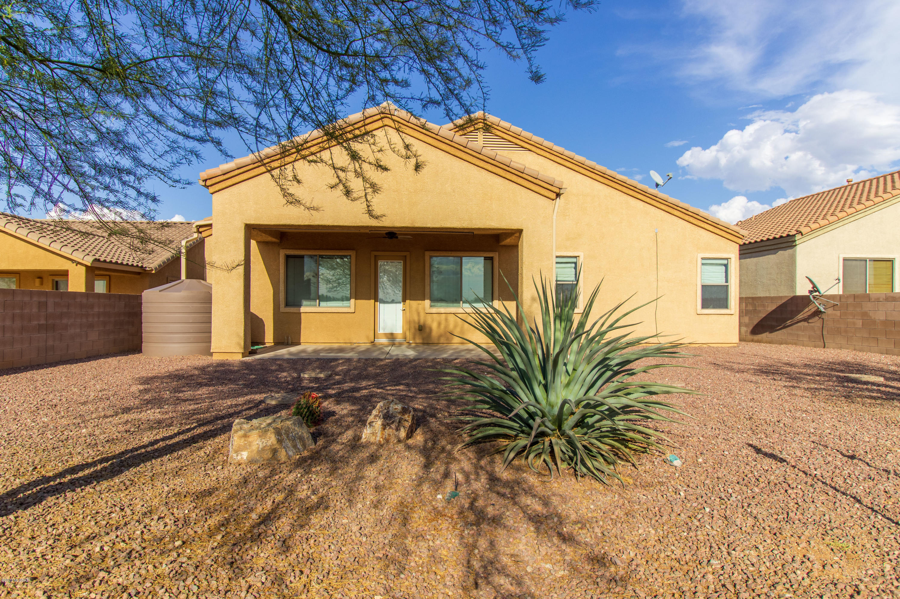 Empire Vista (1-153) - Residential Lease