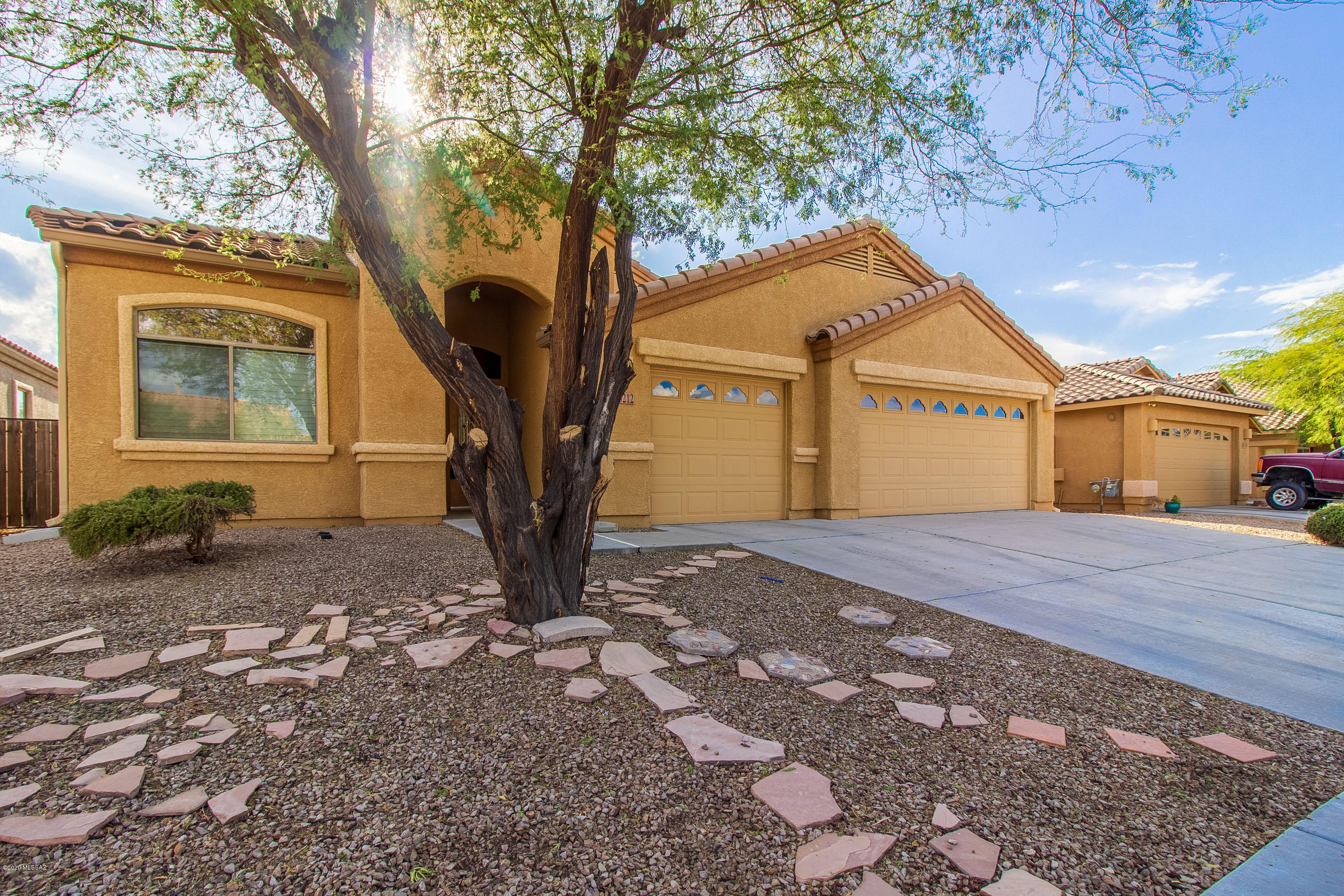 Empire Vista (1-153) - Residential Lease