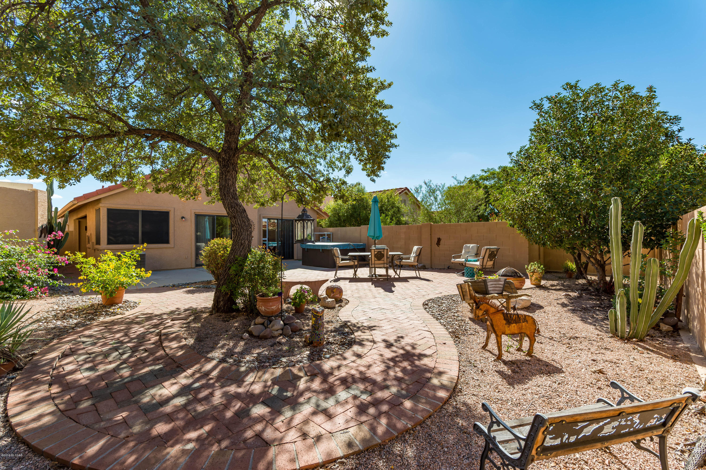 Villa Balboa (1-109) - Residential