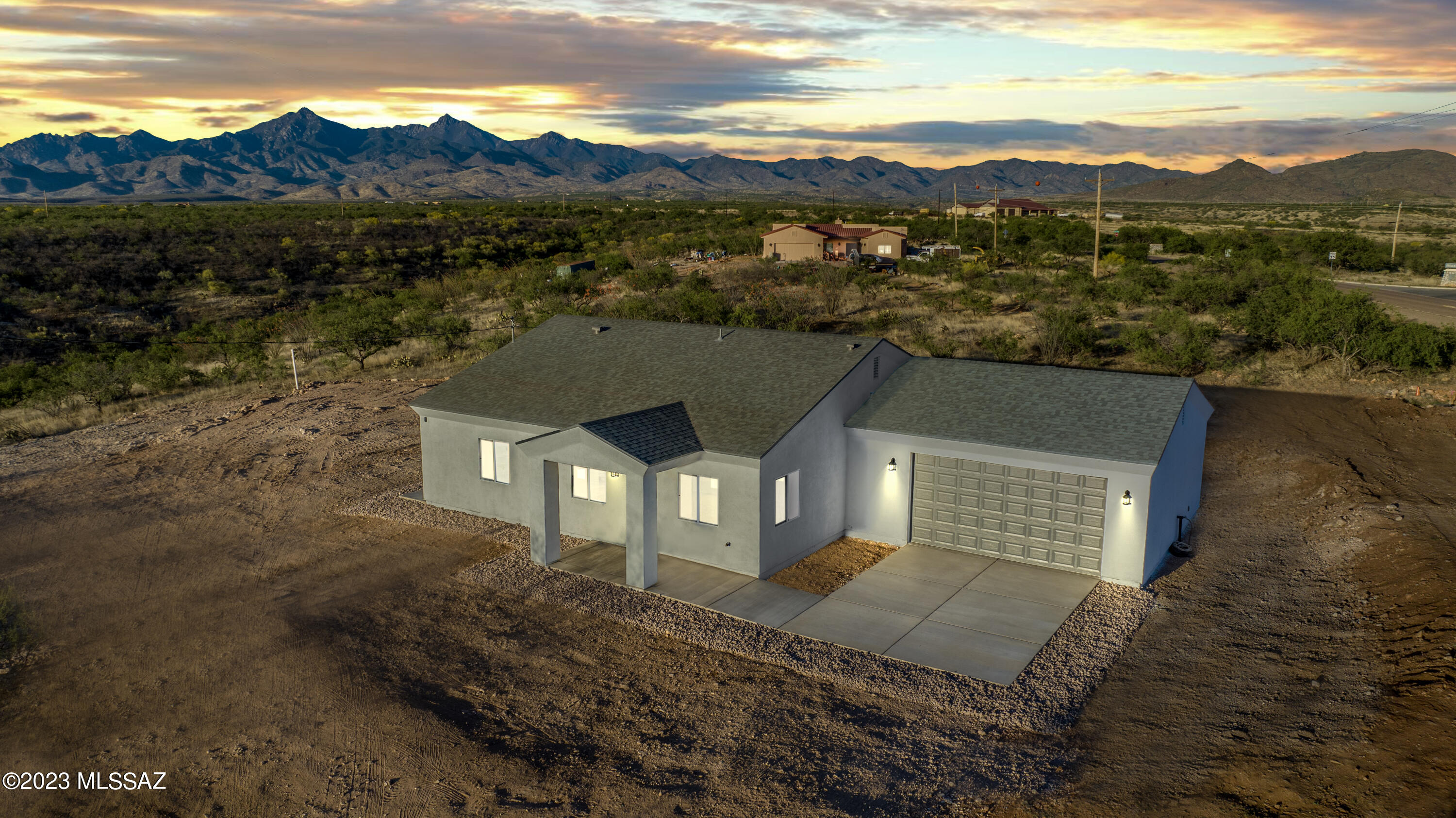 Beautiful new construction 3/BR 2/BA home. 1,509 of living area.9 + ceilings, 2 car garage. Open floor plan concept plenty of lighting. This home sits on the conor lot with plenty of RV sapce. Don't miss out on this opportunity to own a move In ready home with lots to offer.