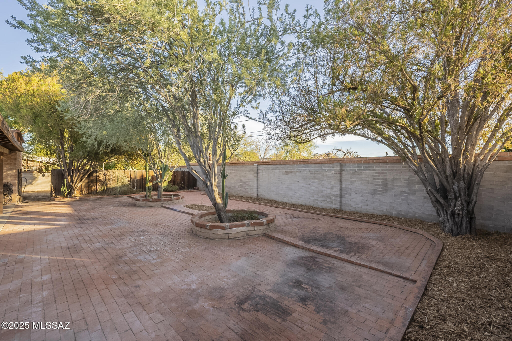 Crest View - Residential