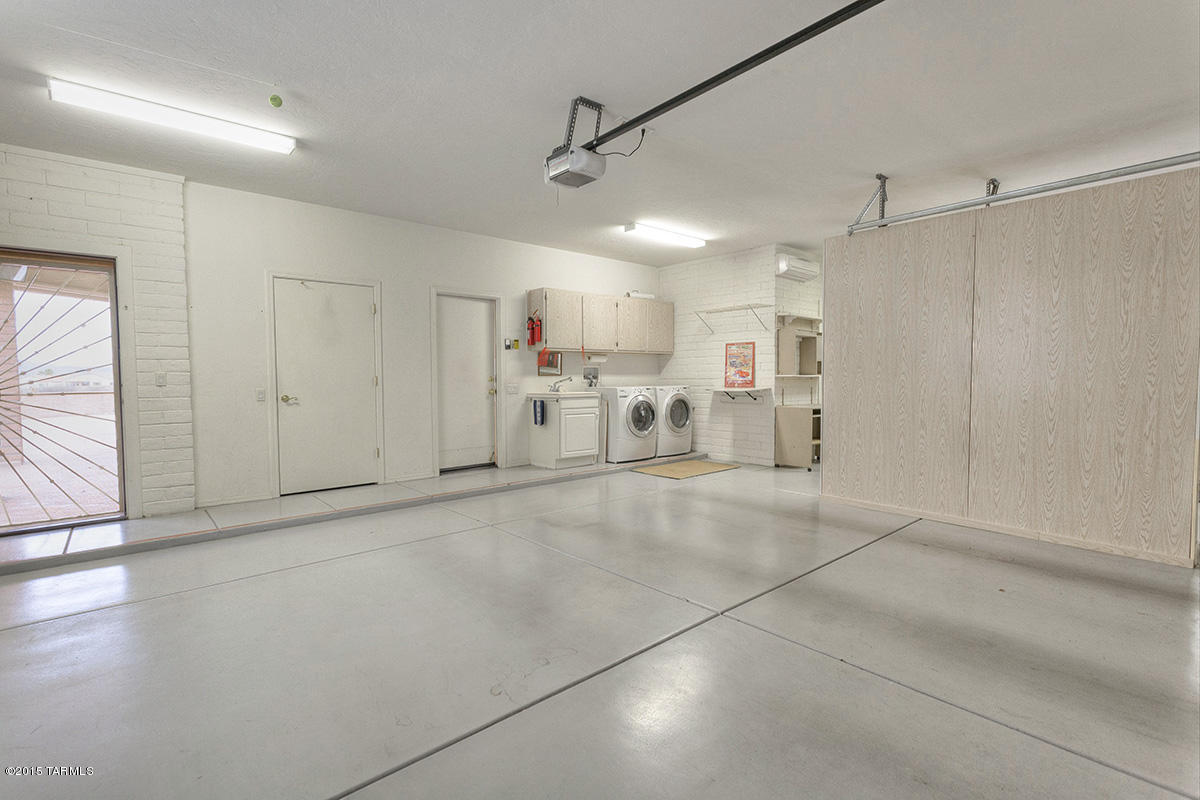 San Ignacio Vistas (1-223) - Residential