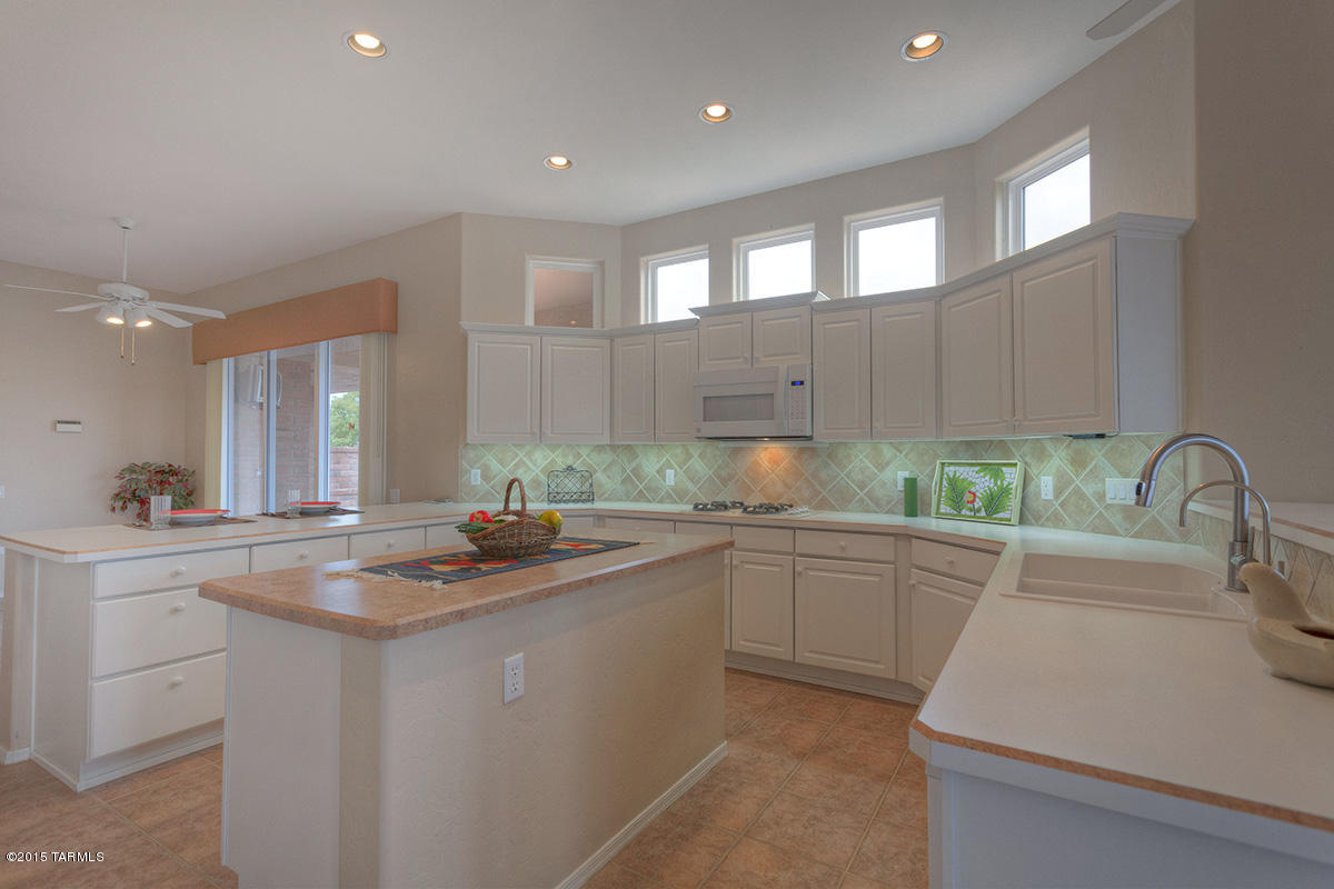 San Ignacio Vistas (1-223) - Residential