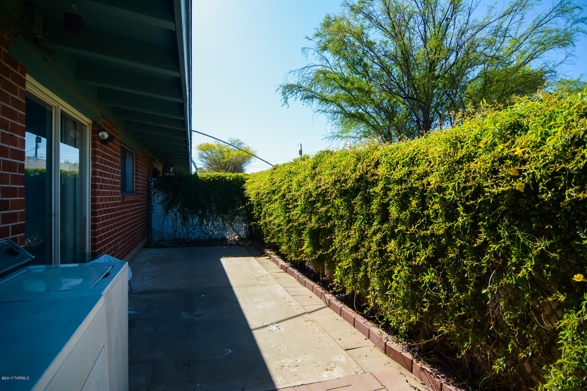 2121 N. Country Club Condos (1-12) - Residential