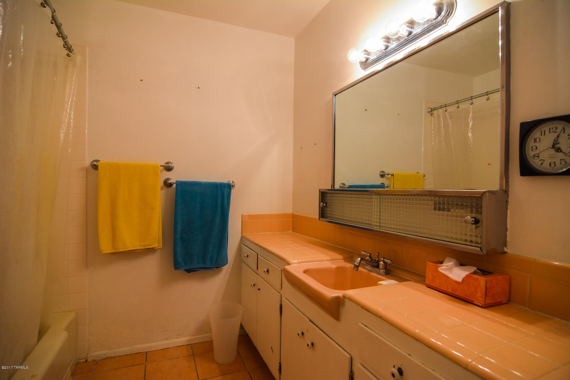2121 N. Country Club Condos (1-12) - Residential