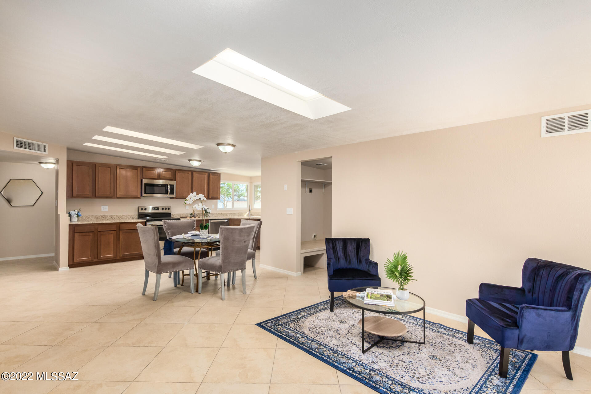 Carriage Hill NO. 5 (525-595) - Residential