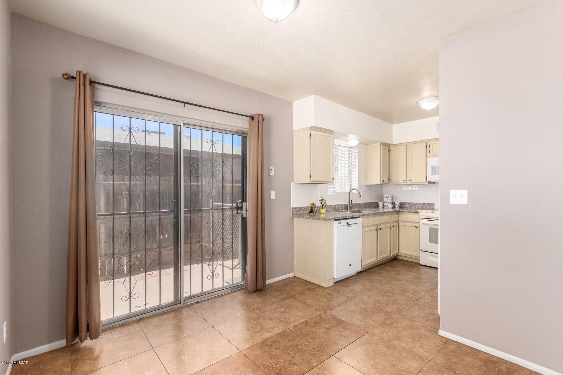 Desert Winds Estates (1-22) - Residential