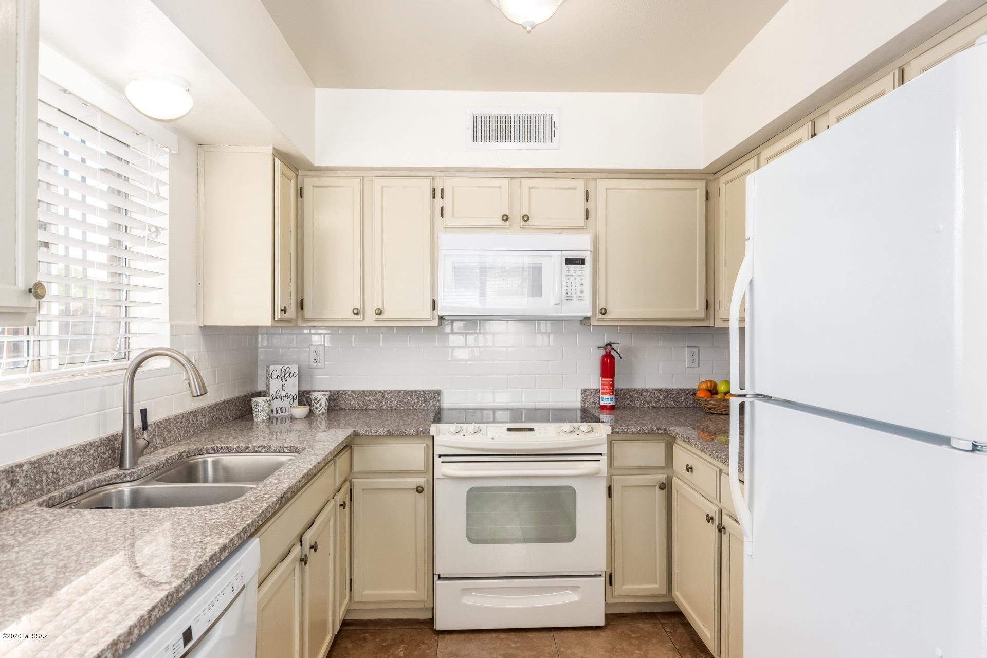 Desert Winds Estates (1-22) - Residential