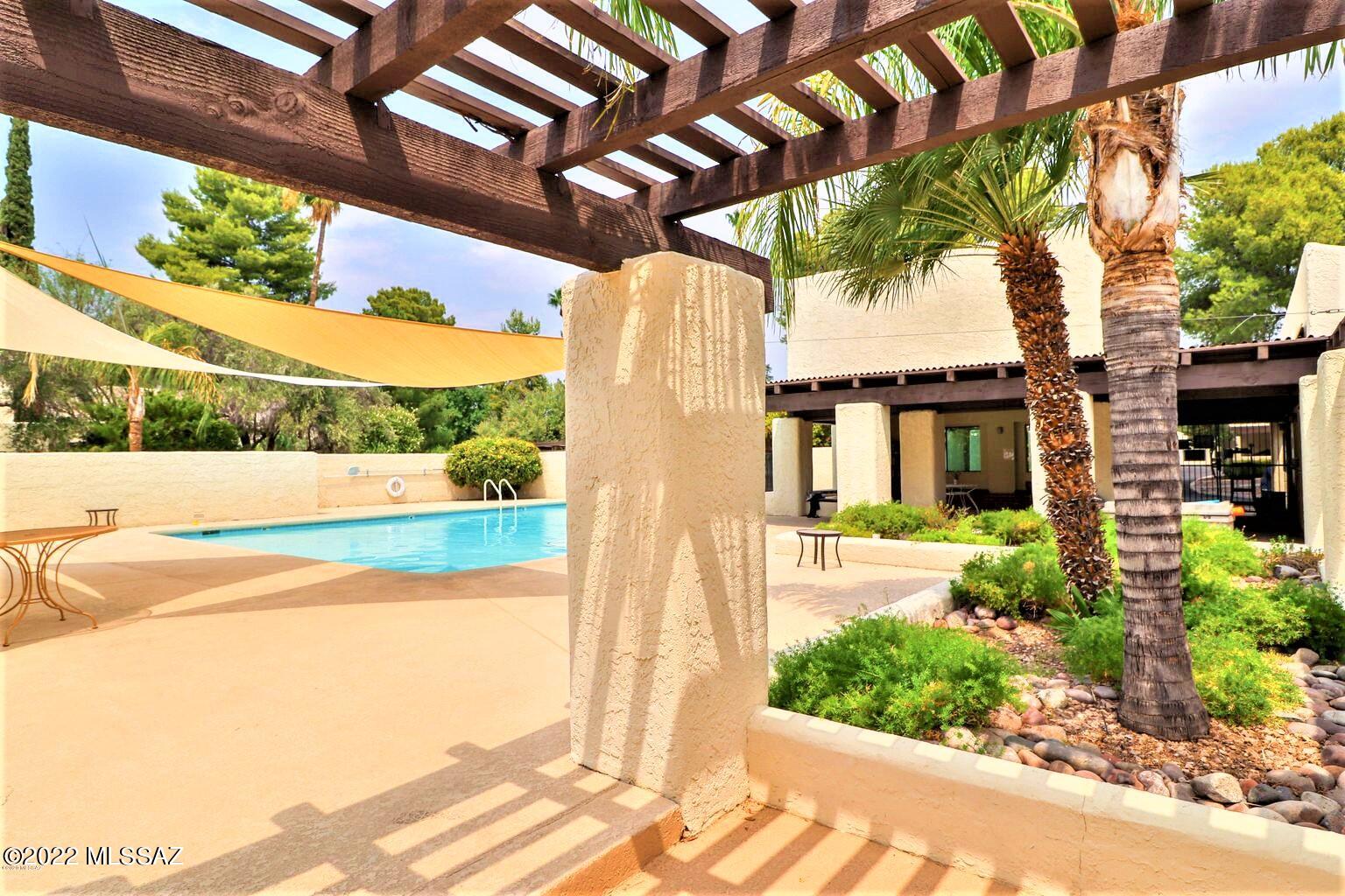 Villa Del Rio (1-148) - Residential