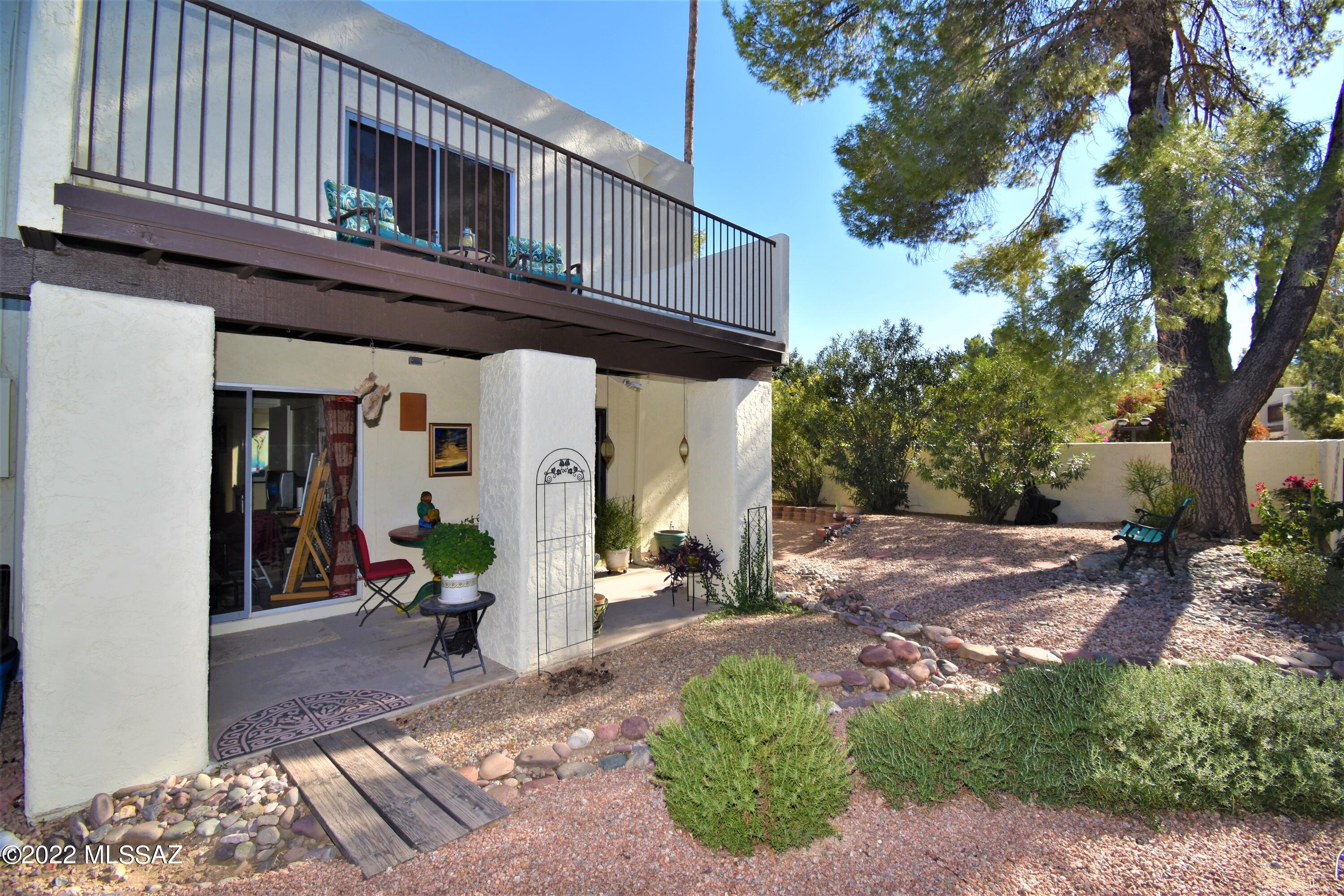 Villa Del Rio (1-148) - Residential