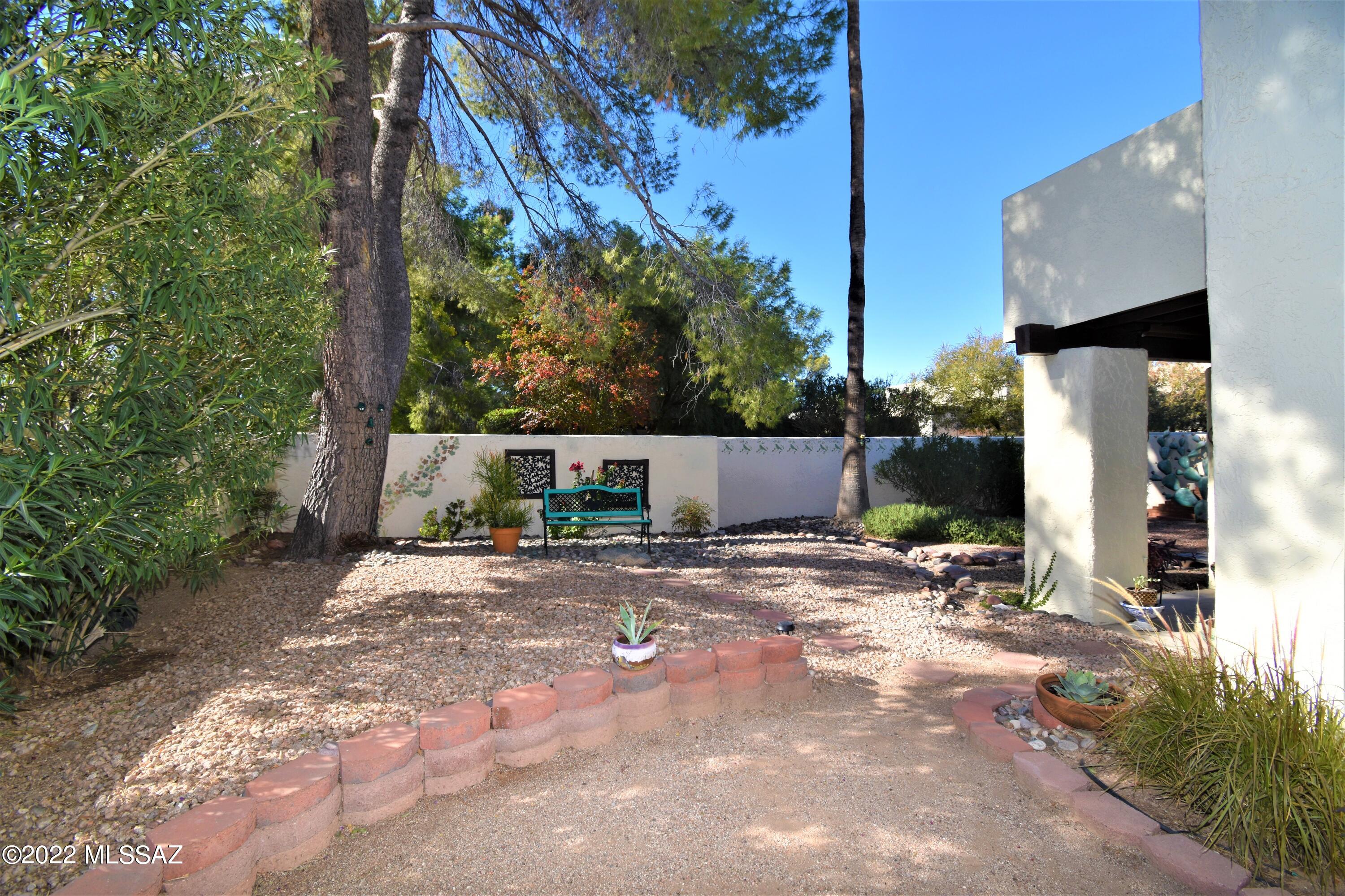 Villa Del Rio (1-148) - Residential