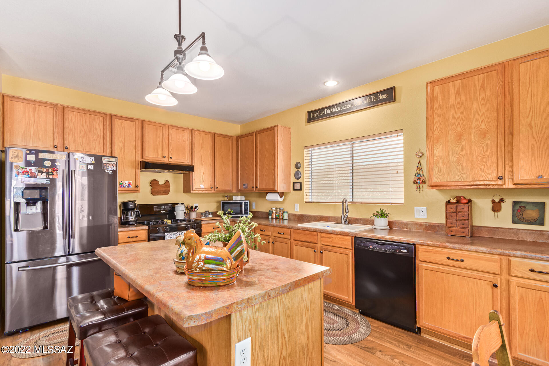 Black Horse (1-411) - Residential