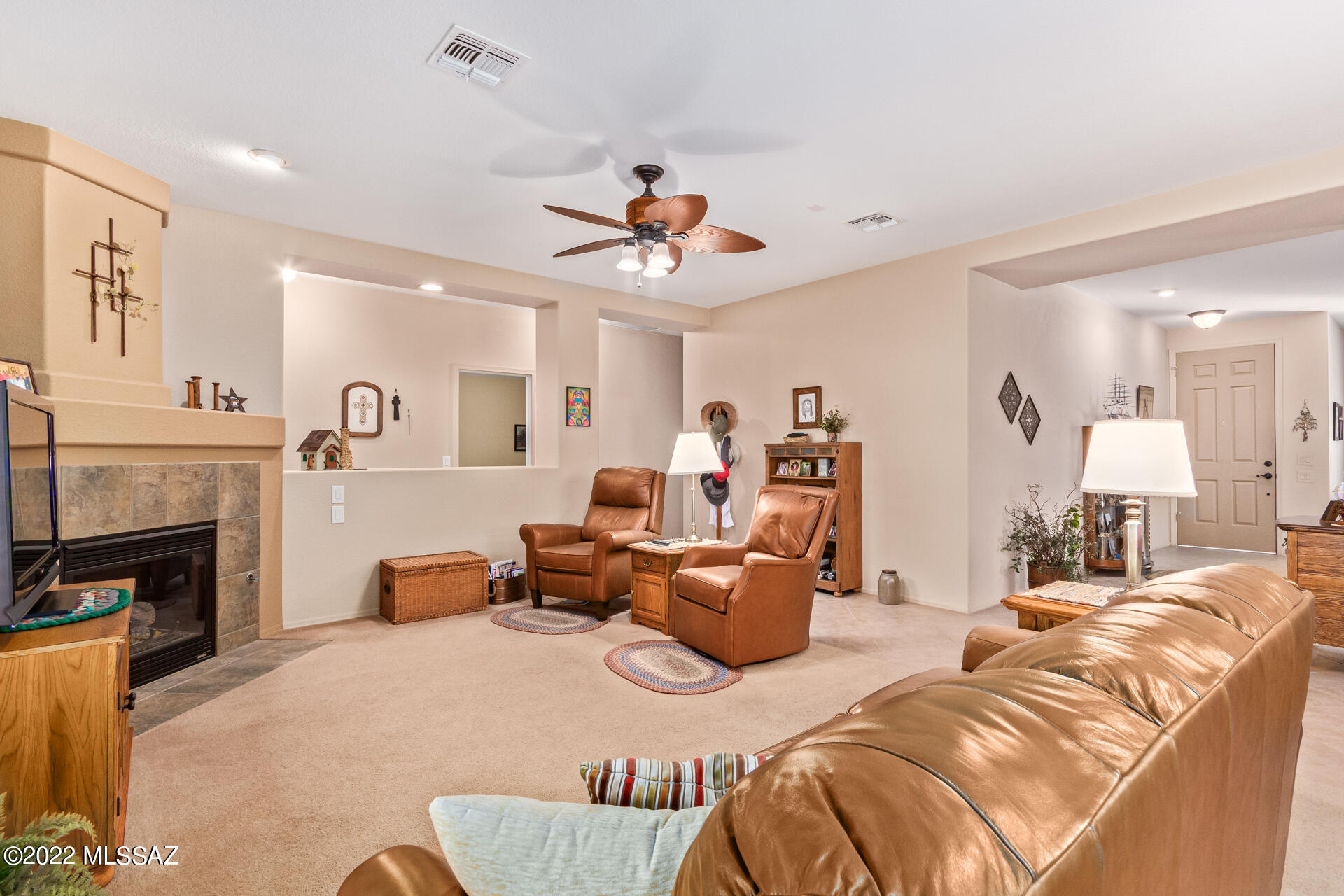 Black Horse (1-411) - Residential