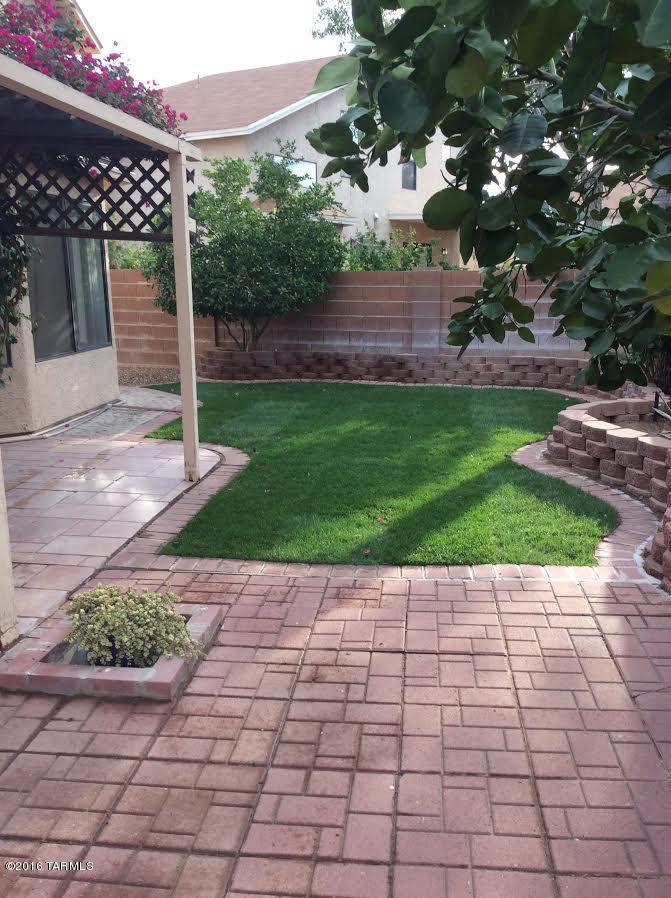 Country Club(1-221) - Residential