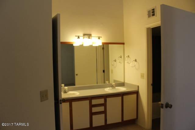 Reddington Hills (1-137) - Residential Lease