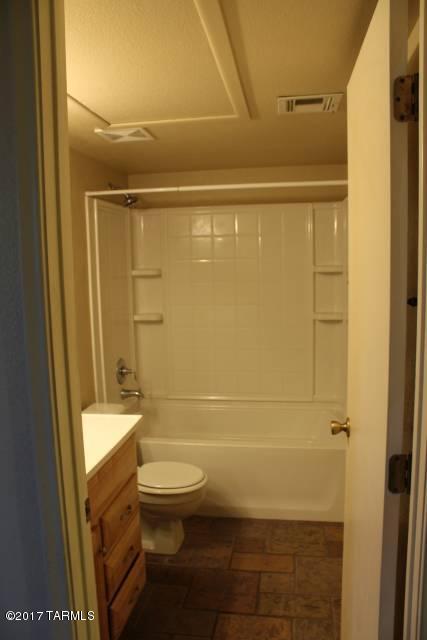Reddington Hills (1-137) - Residential Lease