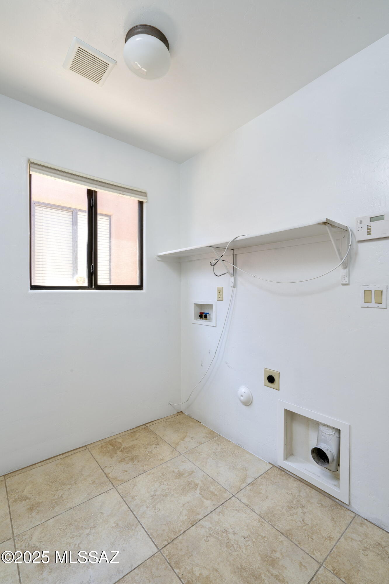 Paseo Estrella (1-104) - Residential