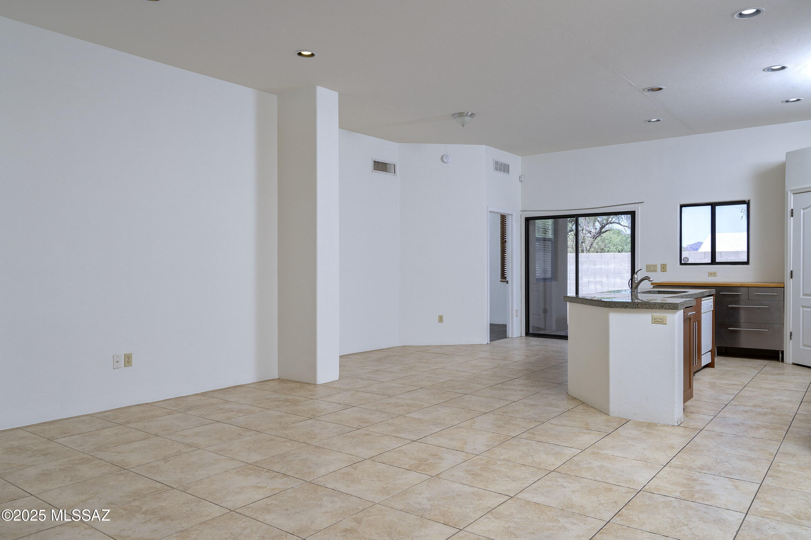 Paseo Estrella (1-104) - Residential