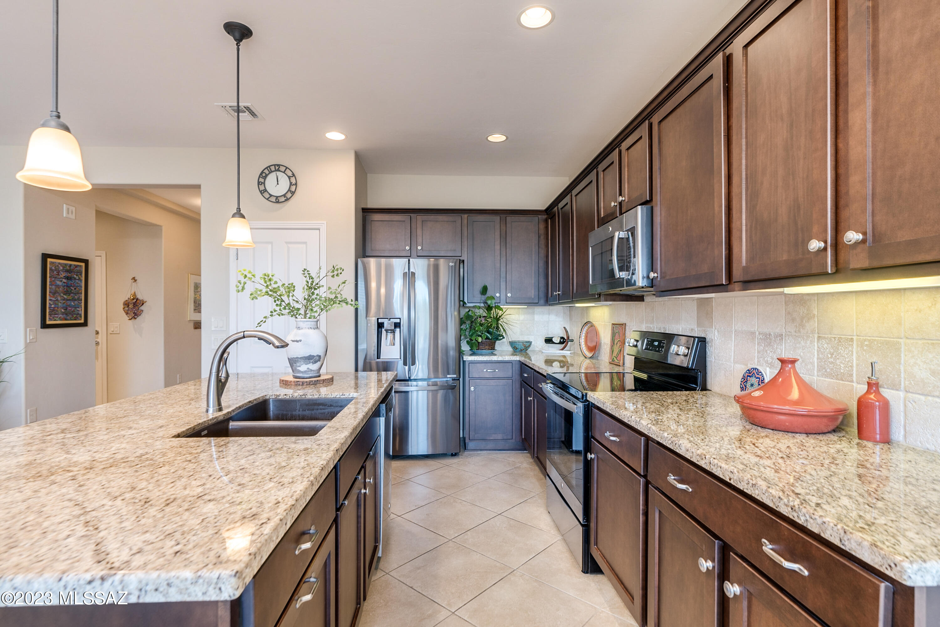 Quail Creek II Unit 33B SQ20161810746 - Residential