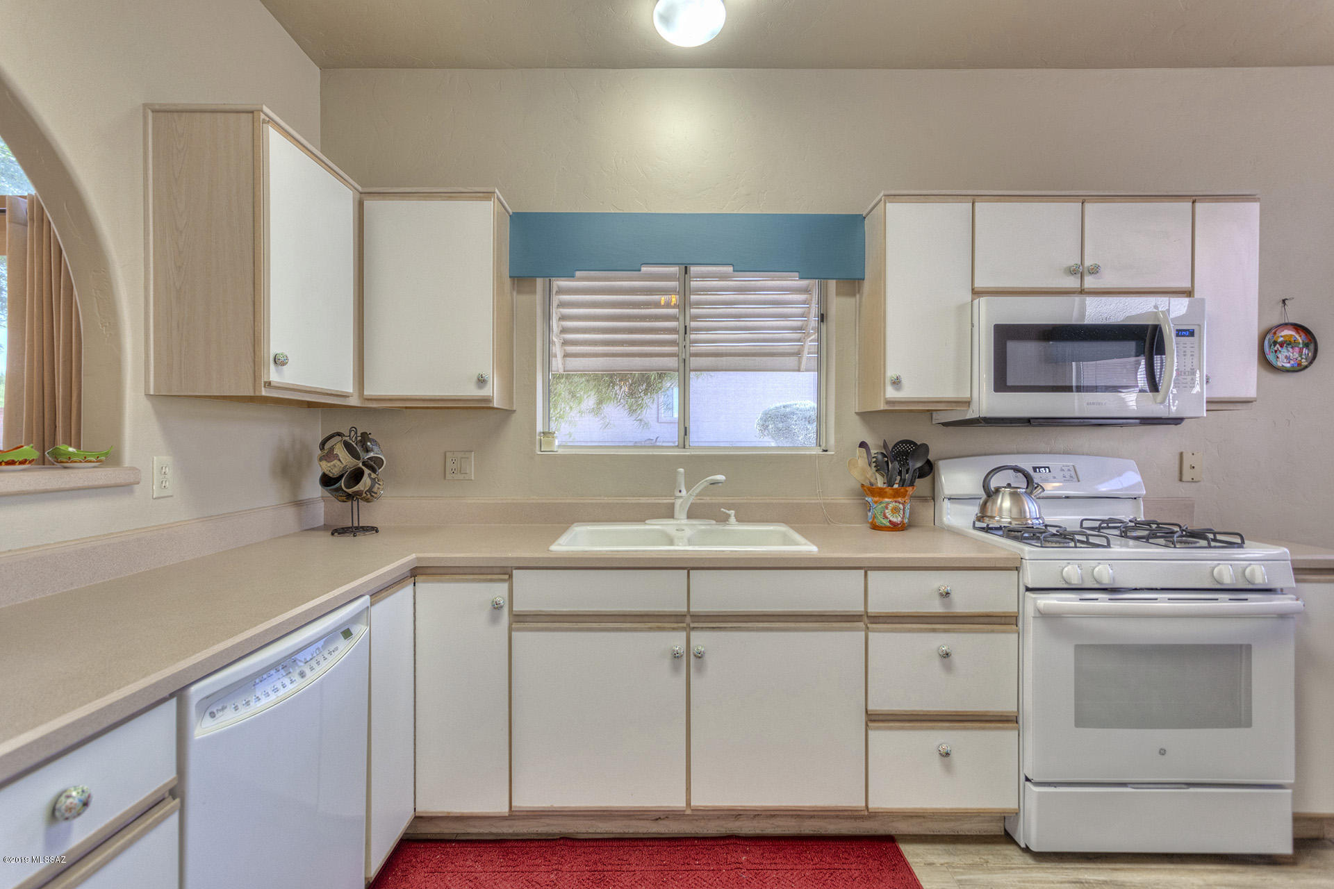 Colonia De Los Alamos - Springpointe - Residential