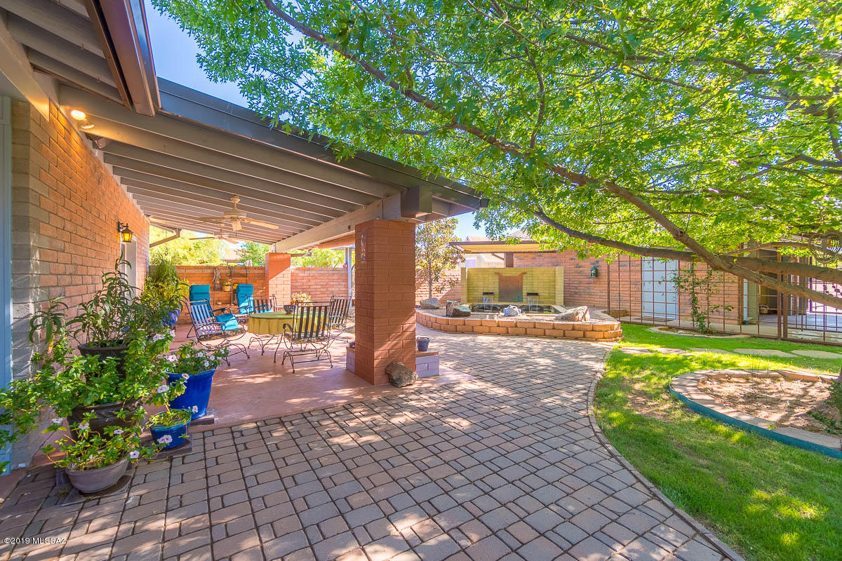 PLS REFER TO MLS # 21915078.  CALL LISTING AGENT FOR SPECIFIC DETAILS FOR THIS PRICING AND LESS ACREAGE. 
ROOM TO GROW IN EVERY WAY POSSIBLE. CUSTOM SOLID BUILT HM; 3 BR  3BA; CUSTOM KITCHEN; S/S APPLIANCES;  GREEN HOUSE; BUTTERFLY GARDEN; KOI POND; 440 SQ FT BASEMENT W CENTER VAULT; SHARED WELL & PUBLIC WATER;  PRIVATE SEPARATE OFFICE; FINISHED ENCLOSED WORKSHOPS; 1200 SQ FT STEEL BARN FOR EQUIPMENT; ALL STEEL ROOFS; 2 SEPARATE HVAC UNITS; 2 BACK UP GENERATORS; SO MUCH MORE.