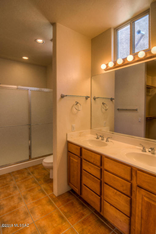 Centrepark (1-131) - Residential Lease