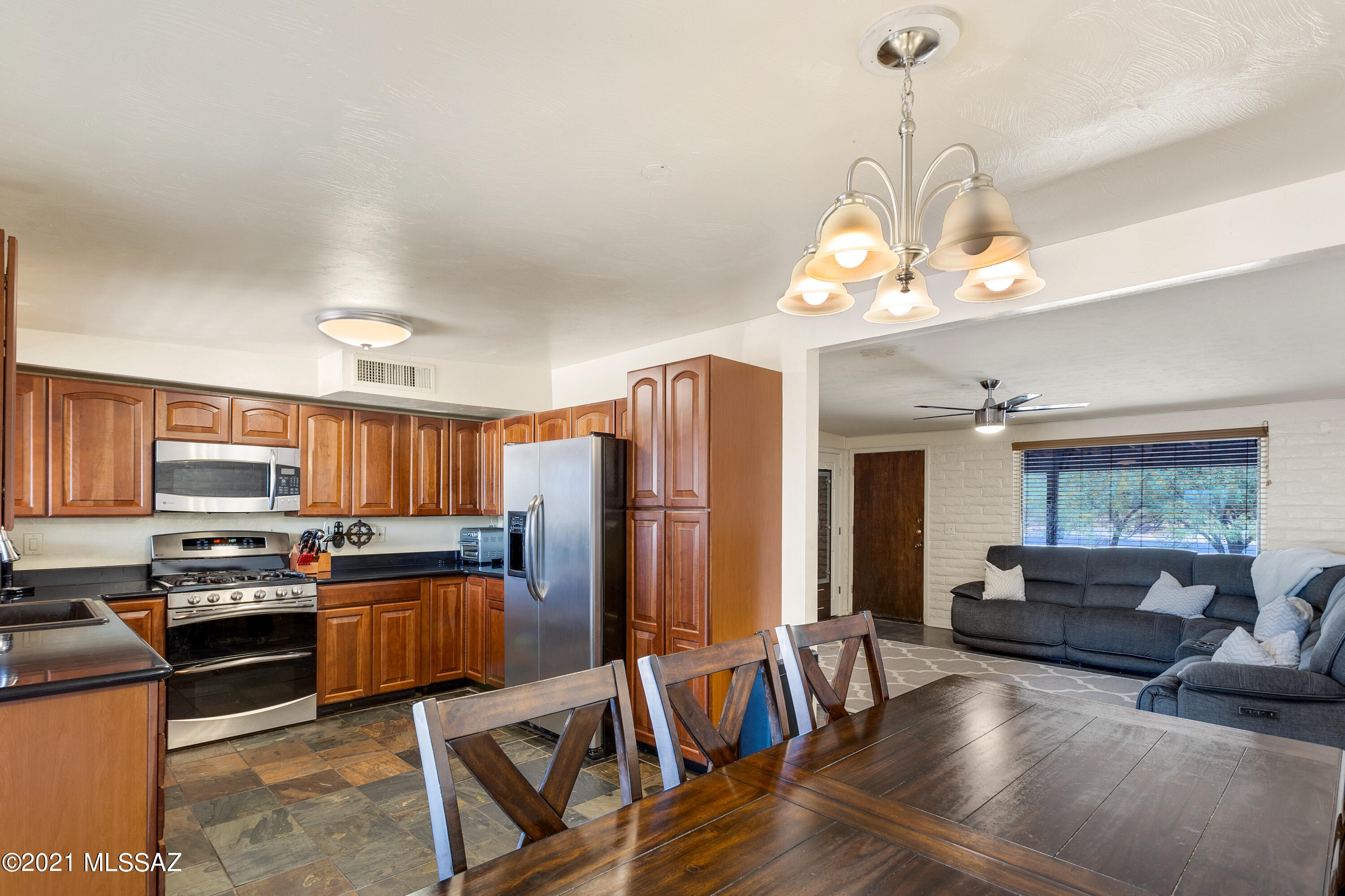 Rancho Catalina(107-221) - Residential