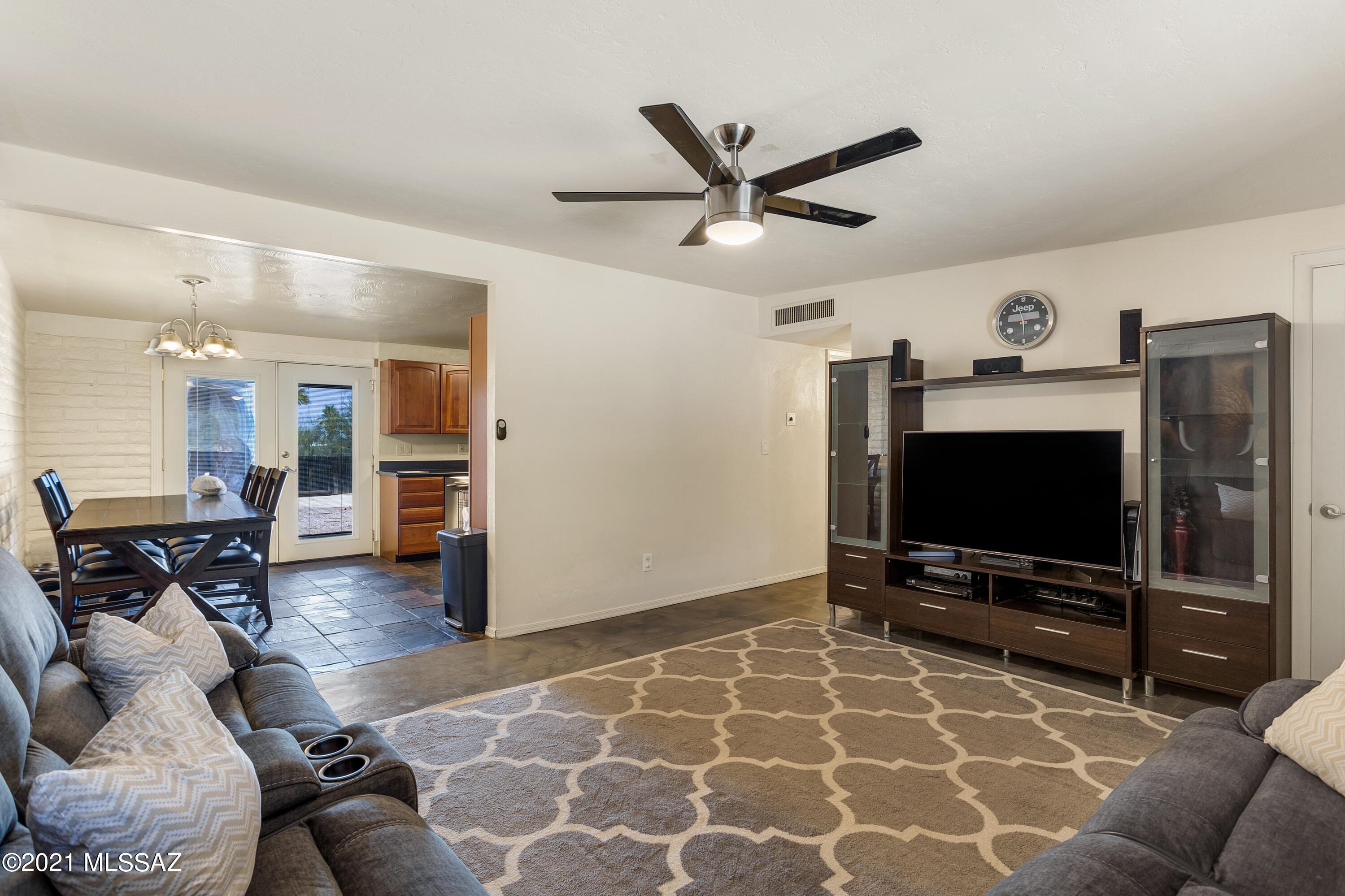 Rancho Catalina(107-221) - Residential