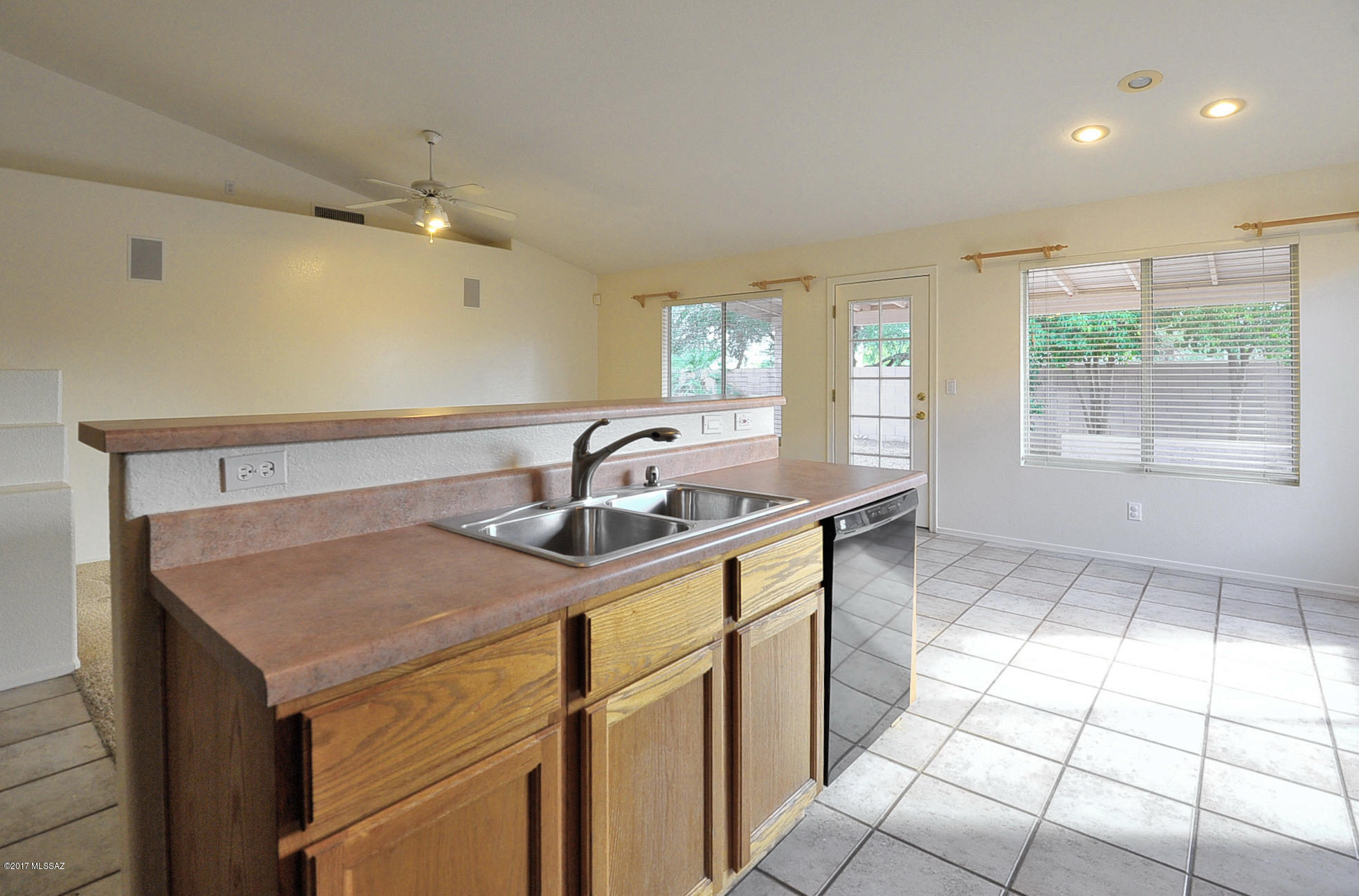 North Star Estates(1-98) - Residential Lease
