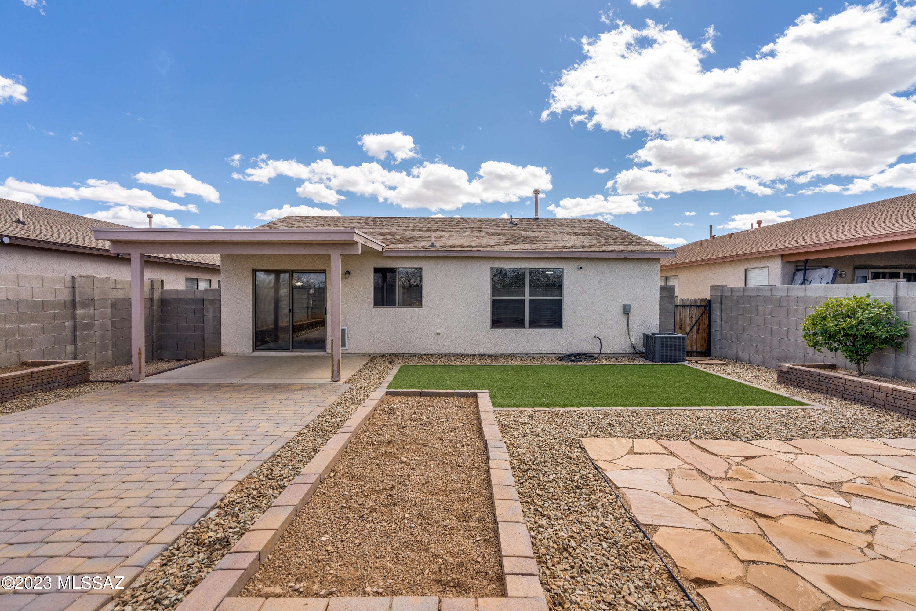 Pantano Heights (1-123) - Residential