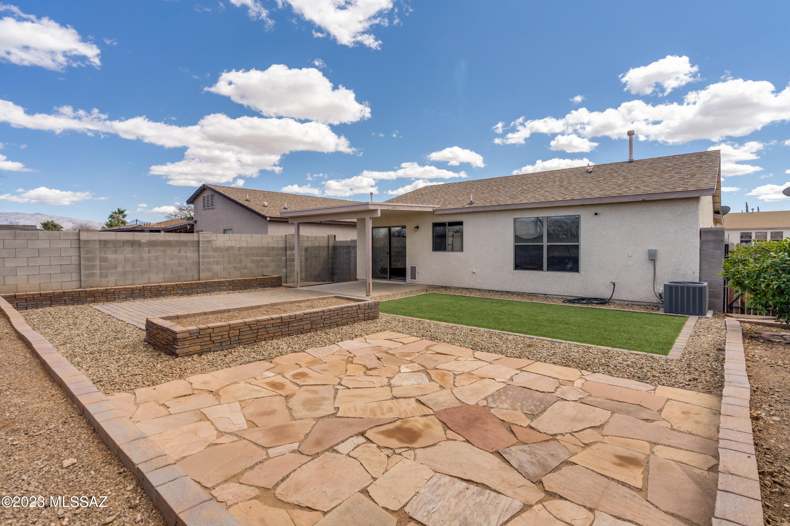 Pantano Heights (1-123) - Residential
