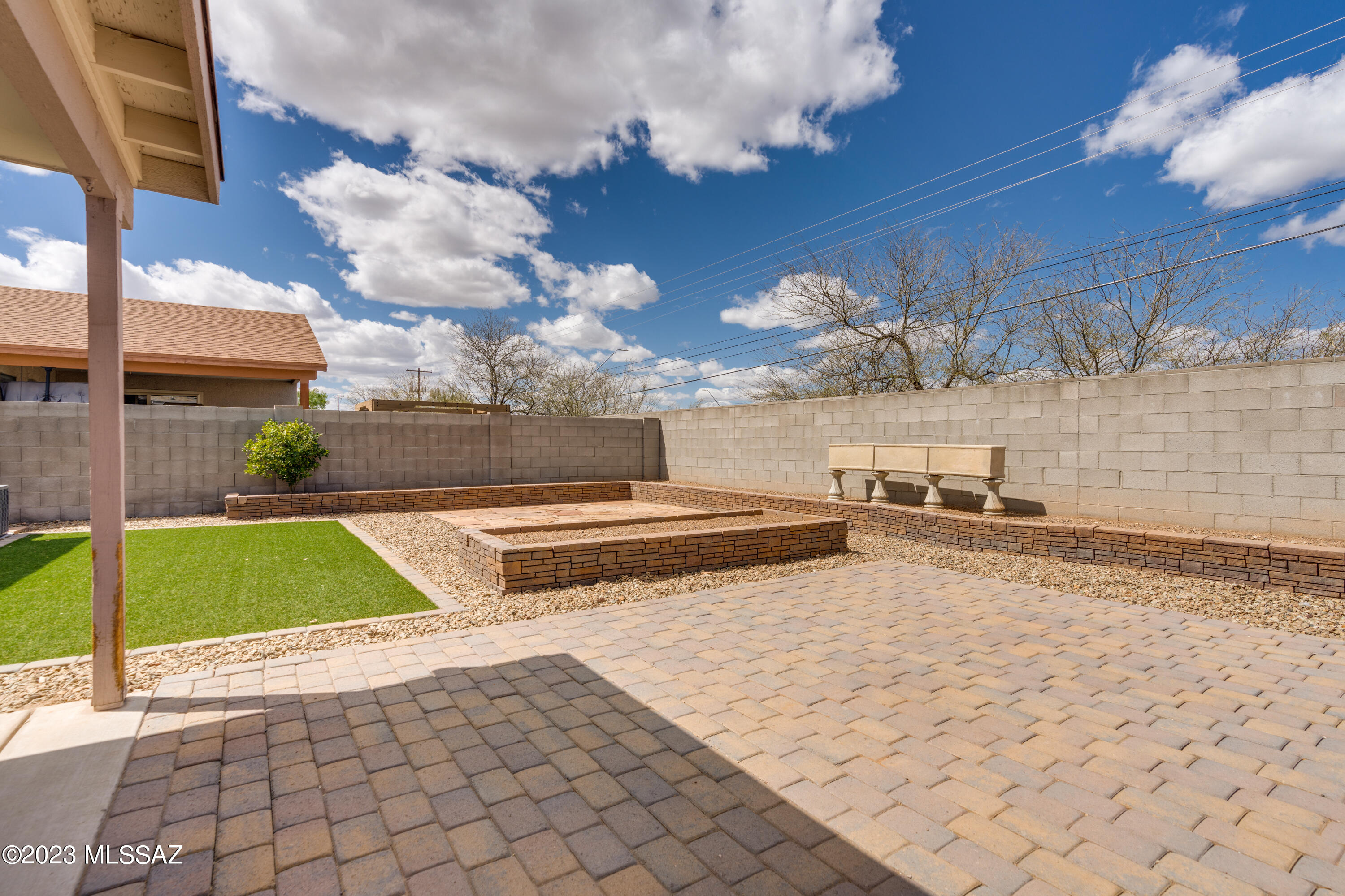 Pantano Heights (1-123) - Residential