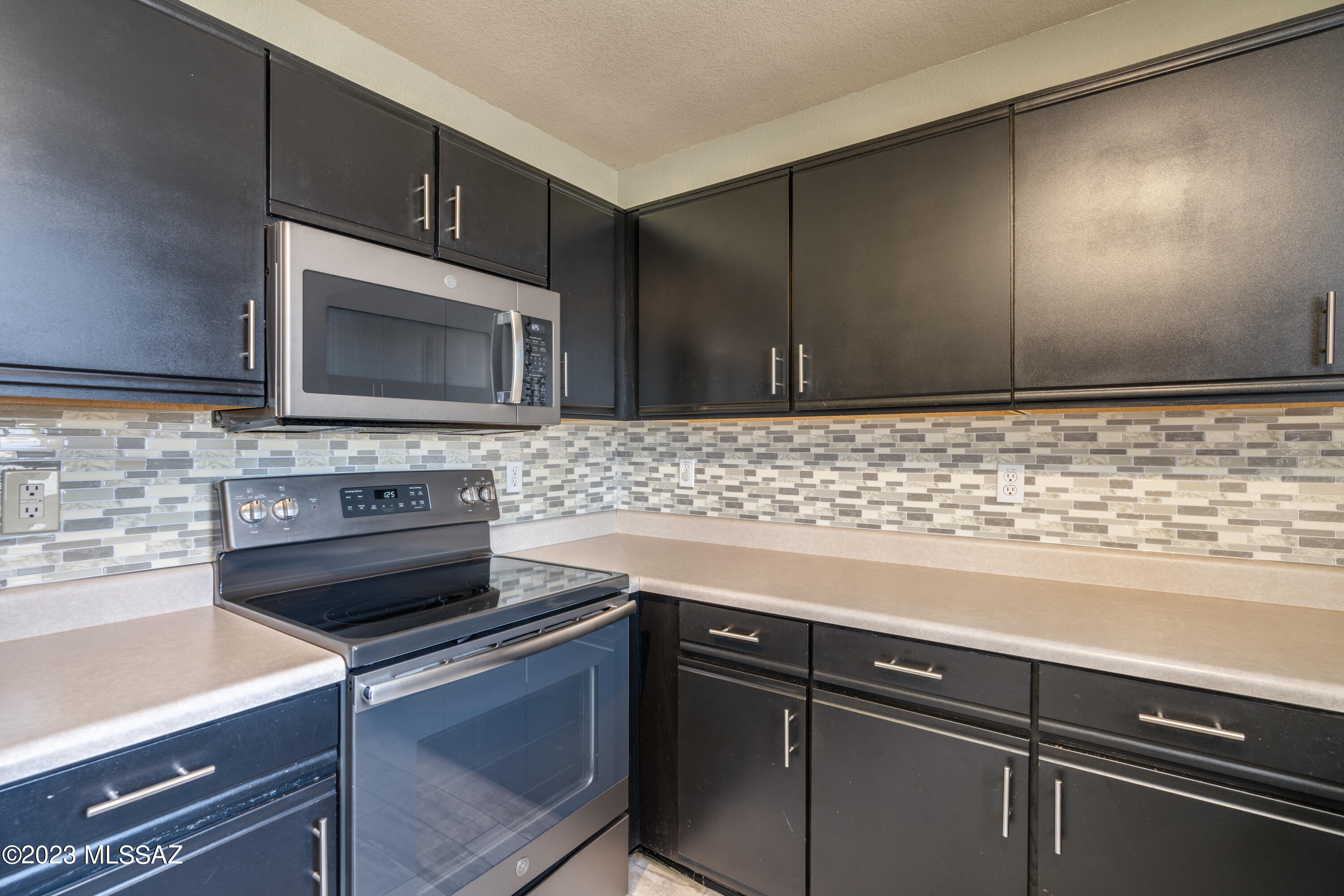 Pantano Heights (1-123) - Residential