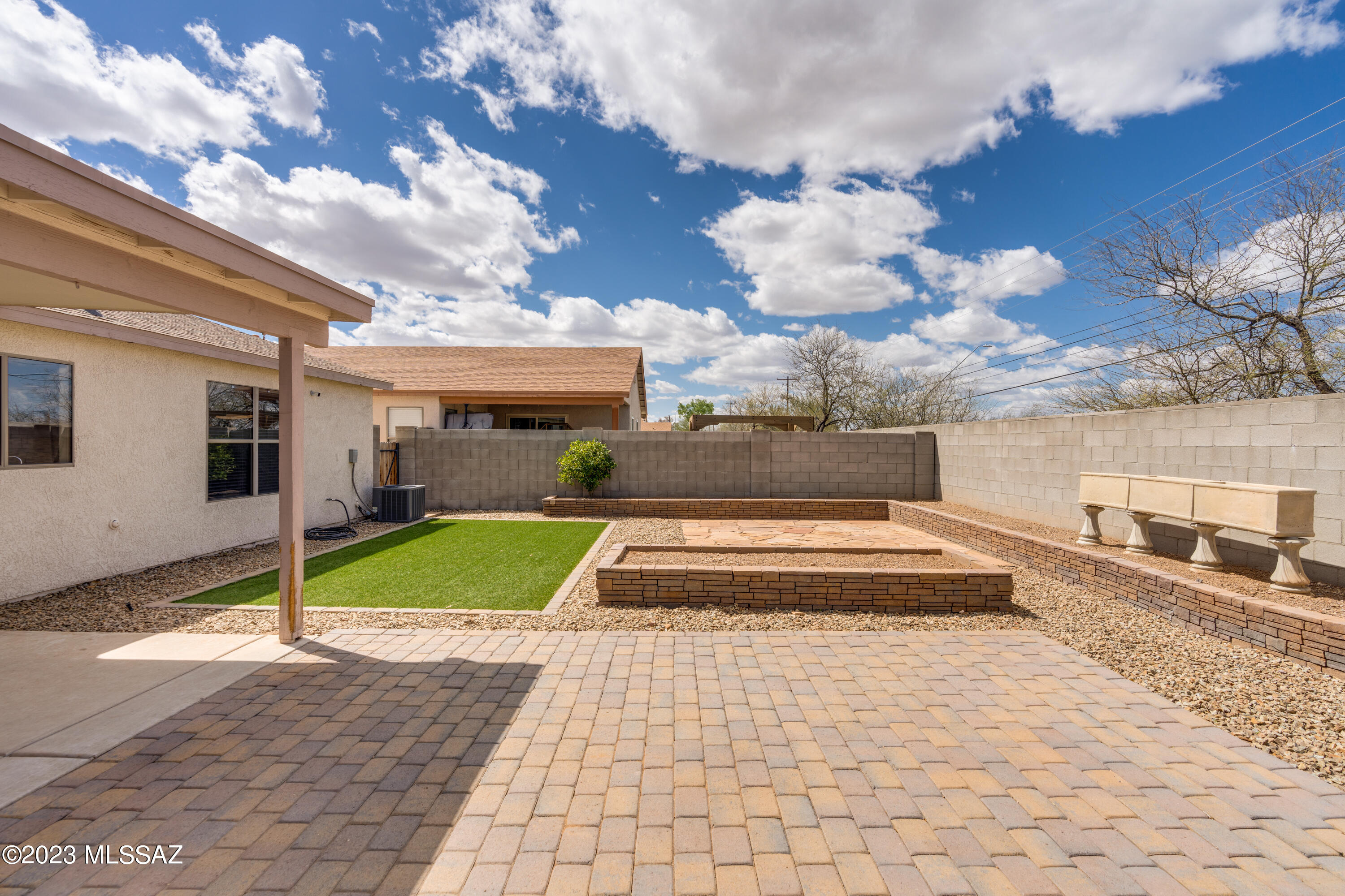 Pantano Heights (1-123) - Residential