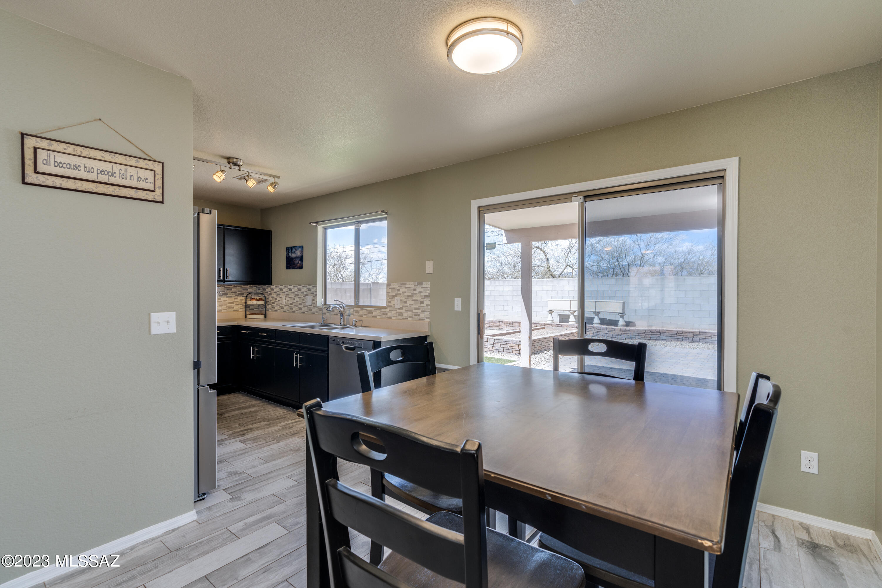 Pantano Heights (1-123) - Residential